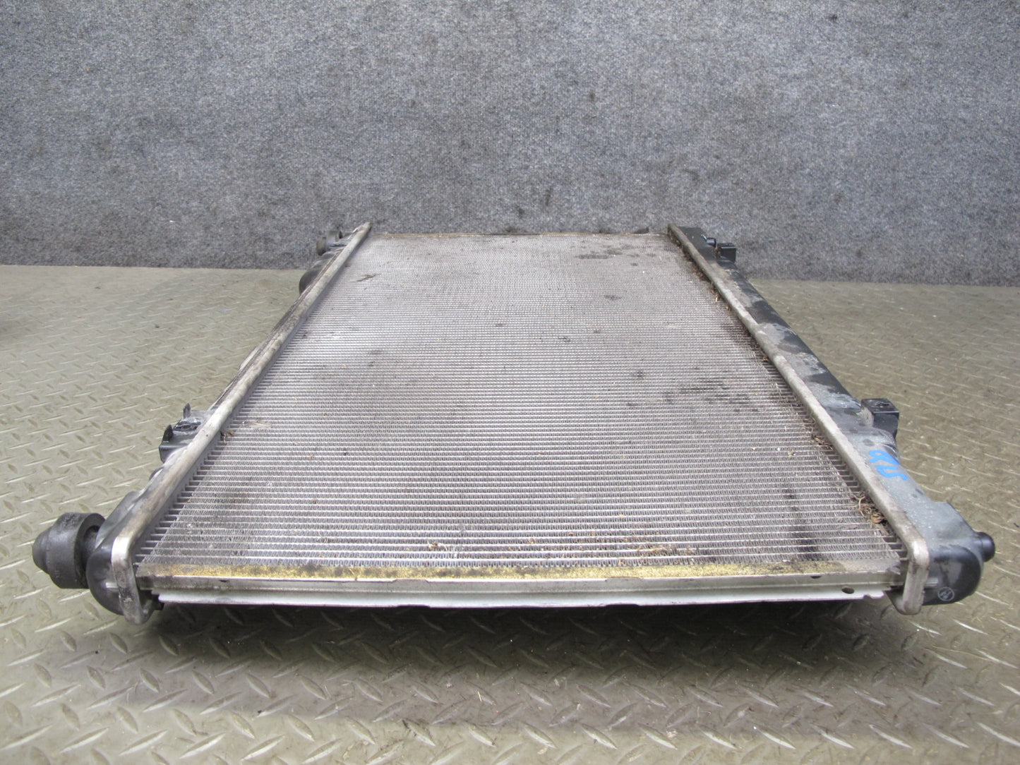 06-15 Lexus GSE20L IS350 IS250 Engine Motor Cooling Radiator OEM