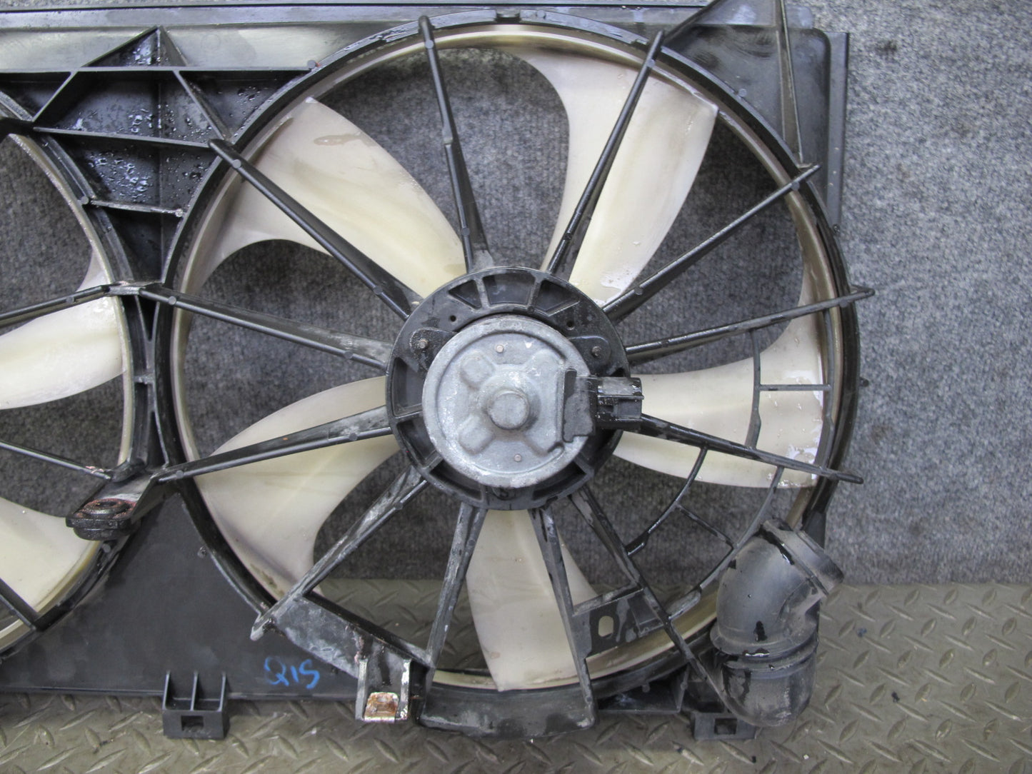 09-12 Lexus IS250 Engine Radiator Cooling Dual Fan Motor w Shroud Assy OEM