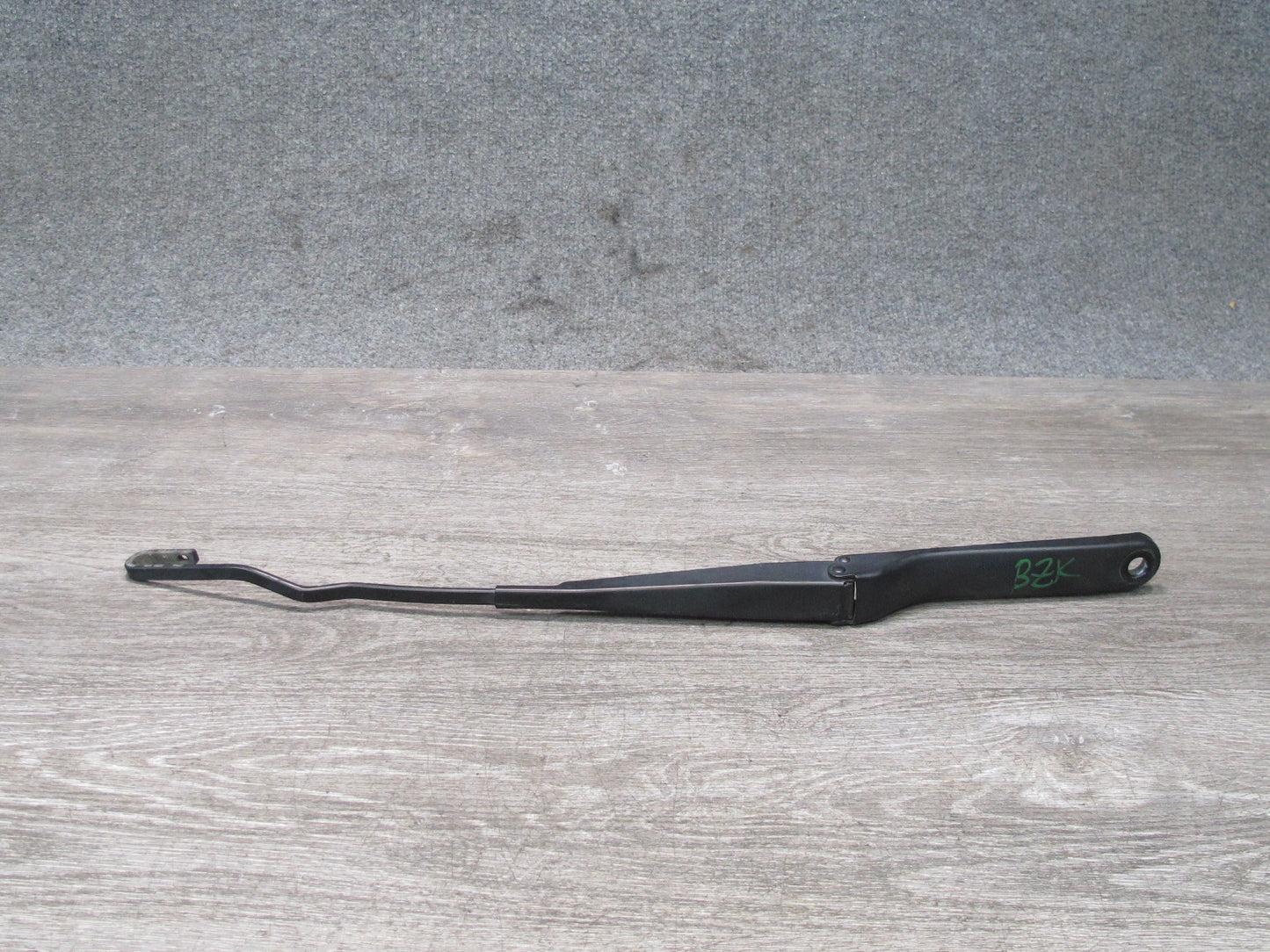 96-02 BMW E36/7 Z3 Set of 2 Front Left & Right Windshield Wiper Arm OEM