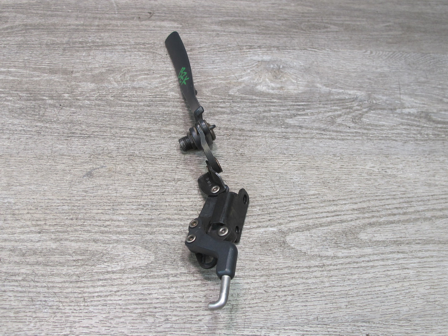 96-02 BMW E36/7 Z3 Roadster Set of 2 Left & Right TOP Roof Lock Latch OEM