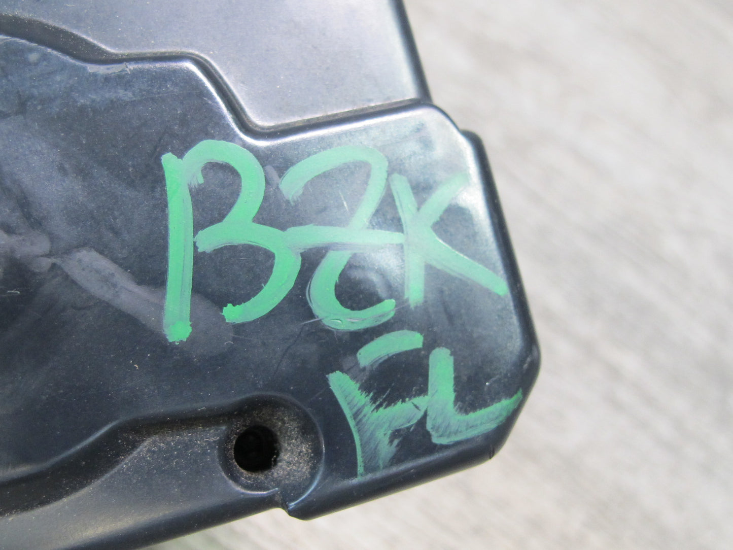 99-02 BMW E36 Z3 CONVERTIBLE FRONT RIGHT & LEFT SIDE SEATBELT RETRACTOR SET OEM