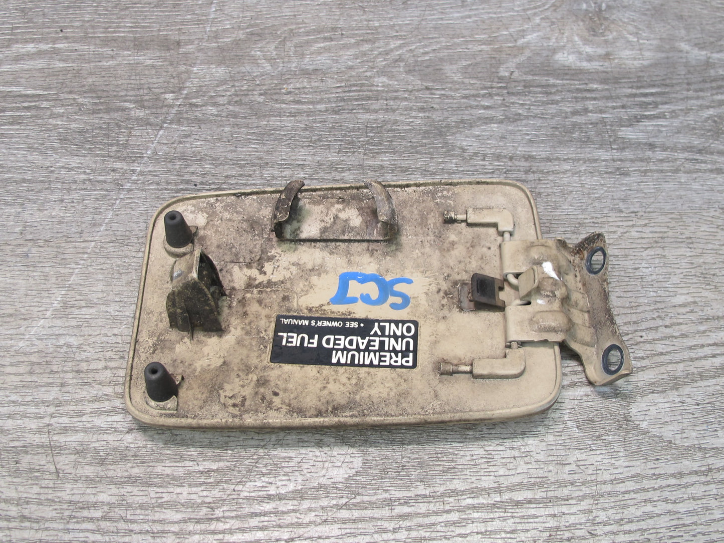 92-00 Lexus JZZ31L SC300 SC400 Fuel Door Lid Cover Sandstone Beige Metallic OEM