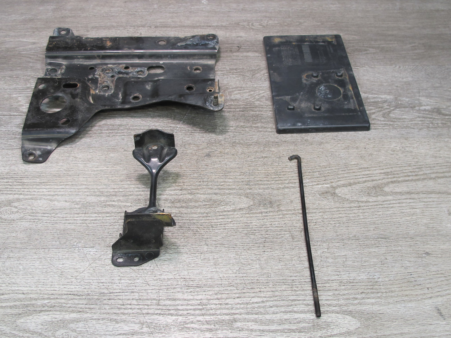 2014-2017 Infiniti QX60 Hybrid Battery Tray Holder Bracket Set