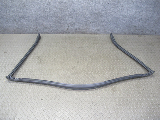96-02 BMW E36/7 Z3 Roadster Windshield Weatherstrip Rubber Seal OEM