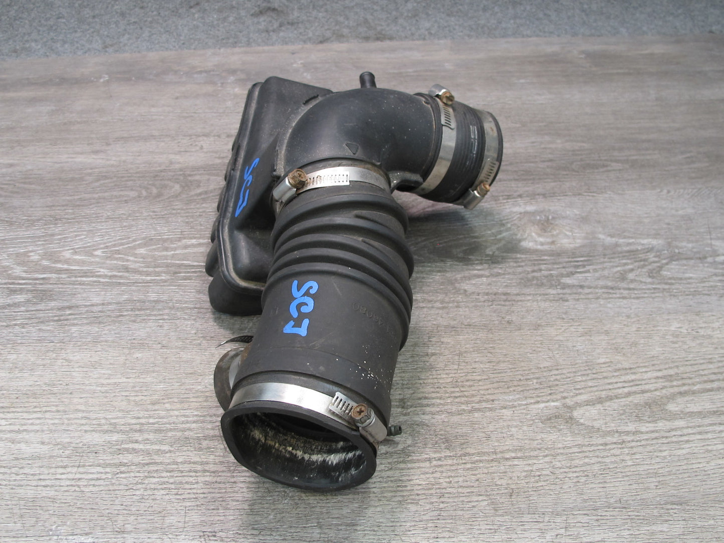 92-95 Lexus JZZ31L SC300 2JZGE Air Intake Resonator w Hose Tube 17881-46080 OEM