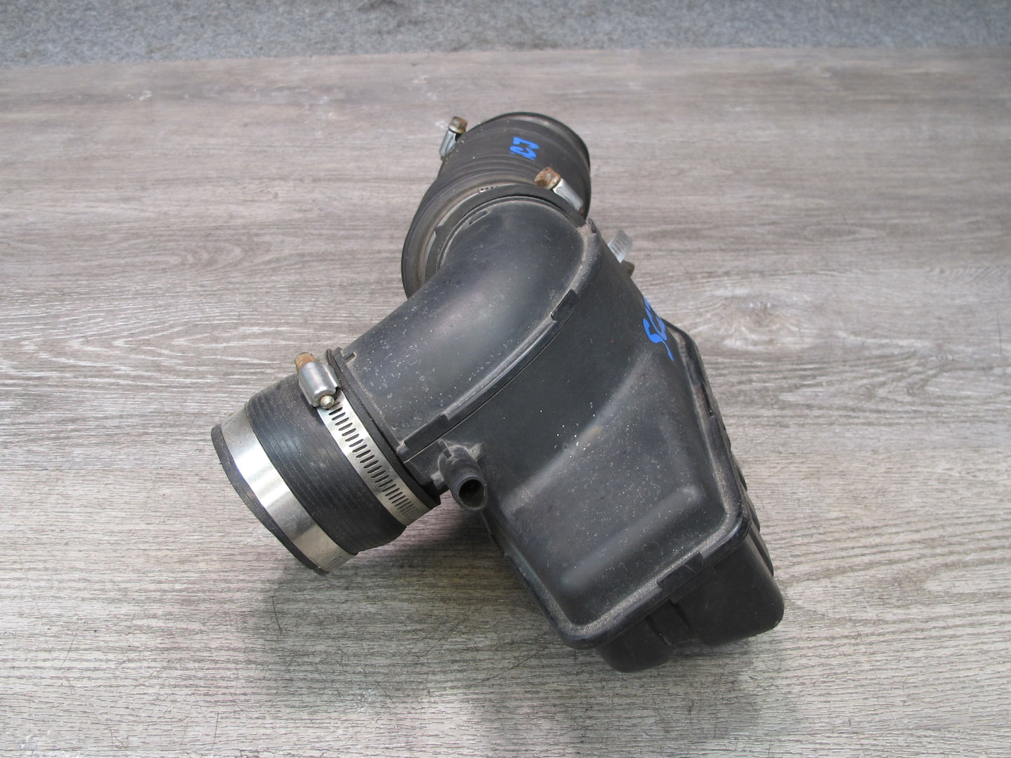 92-95 Lexus JZZ31L SC300 2JZGE Air Intake Resonator w Hose Tube 17881-46080 OEM