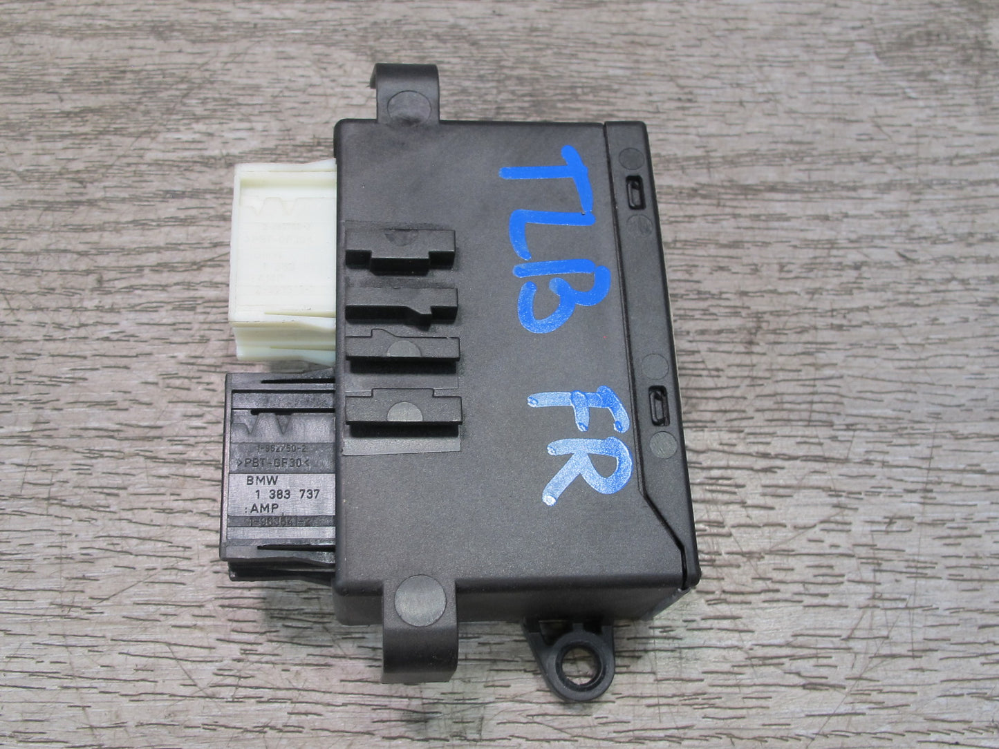 2001-2006 BMW E46 M3 3-SERISES Front Right Side Mirror Control Switch Module