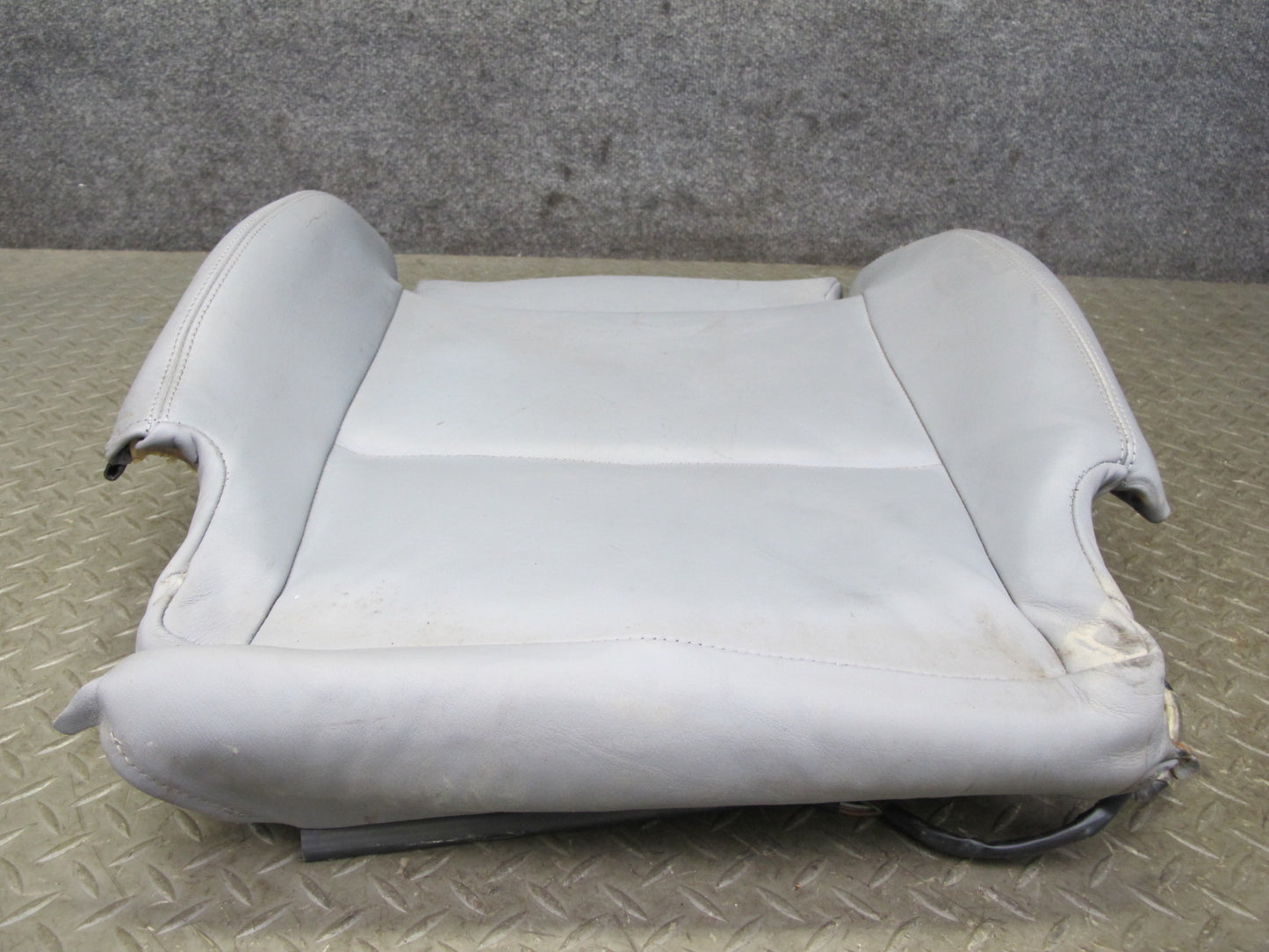 2001-2006 BMW E46 M3 Convertible Front Right Leather Seat Lower Cushion Gray