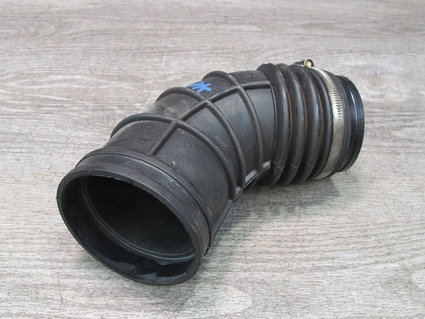 01-02 BMW E36/7 Z3 M54 3.0L Air Intake Duct Hose Boot Tube 1438761 OEM