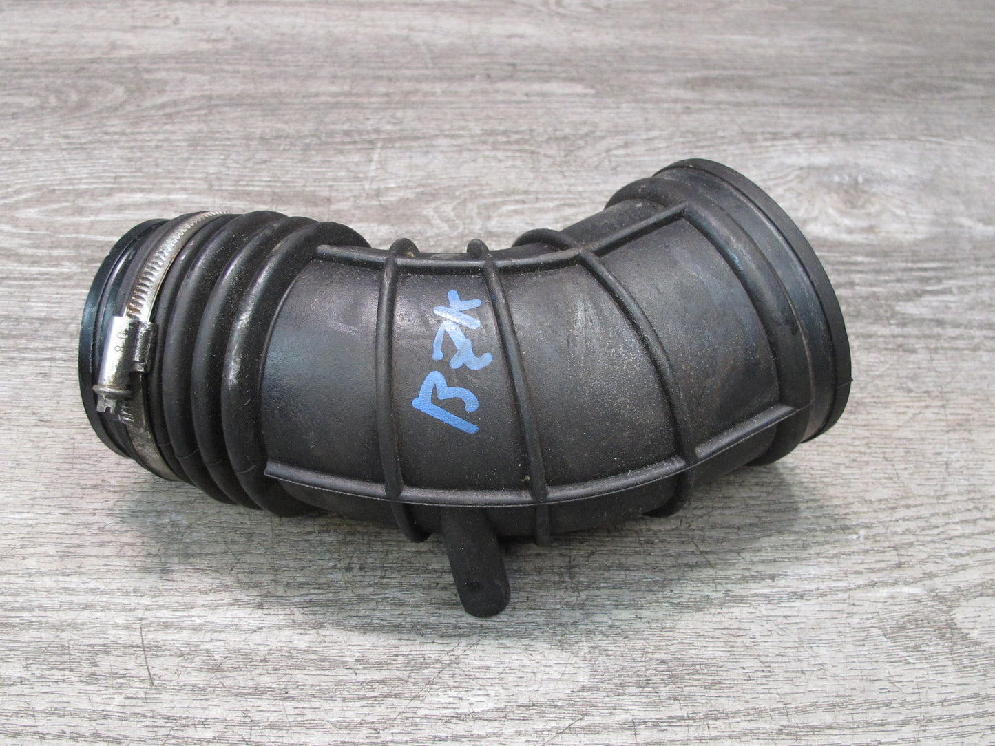01-02 BMW E36/7 Z3 M54 3.0L Air Intake Duct Hose Boot Tube 1438761 OEM