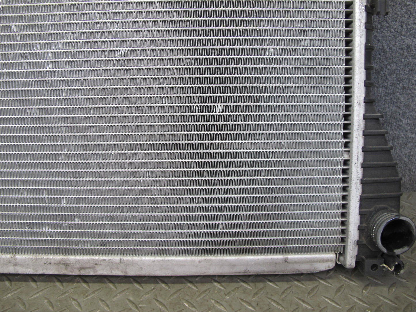 99-02 BMW E36/7 Z3 M52 M54 Engine Cooling Radiator OEM