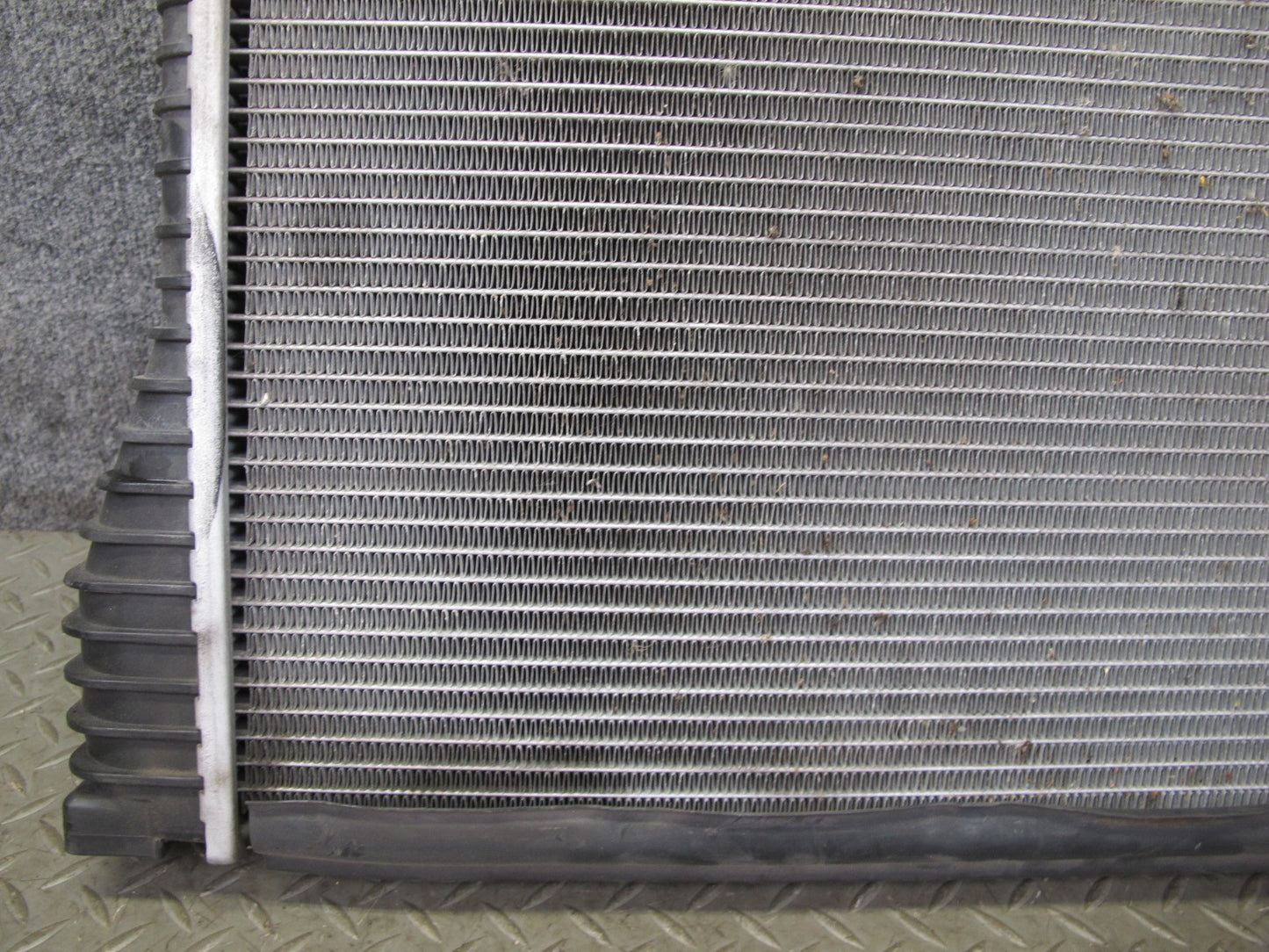 99-02 BMW E36/7 Z3 M52 M54 Engine Cooling Radiator OEM