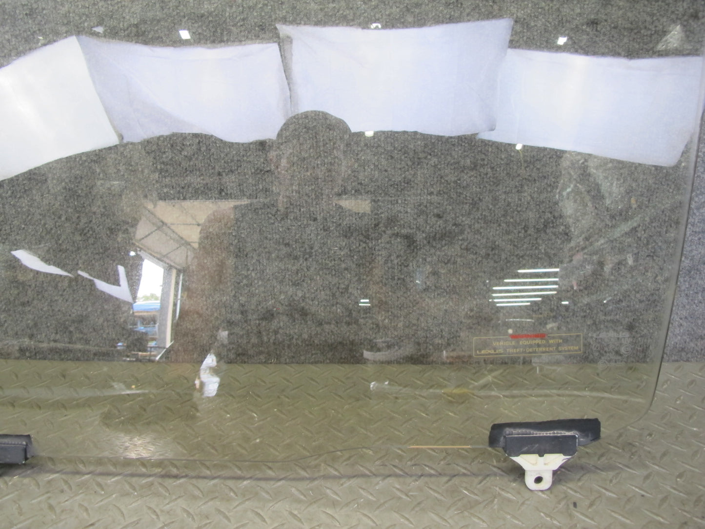 2000-2002 Lexus J100 LX470 Front Left Driver Side Door Glass Window