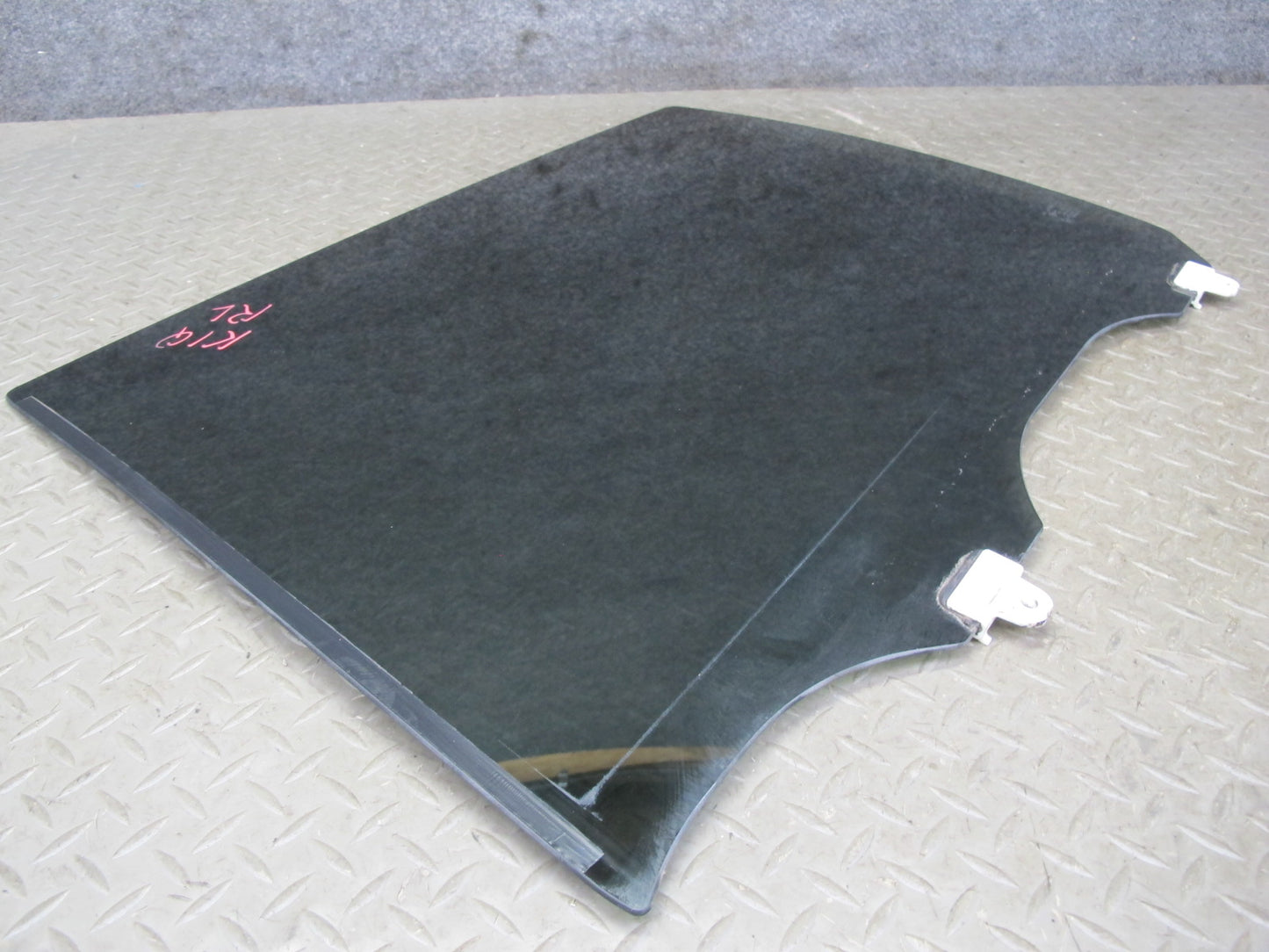 2011-2020 Infiniti QX56 QX80 Rear Left Driver Side Door Glass Window