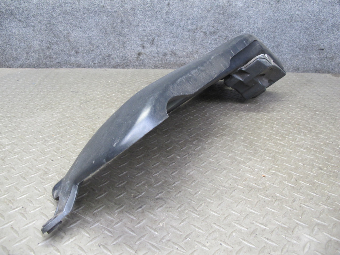 01-06 Lexus UCF30L LS430 Air Intake Duct Pipe Vent Tube 17750-50030 OEM