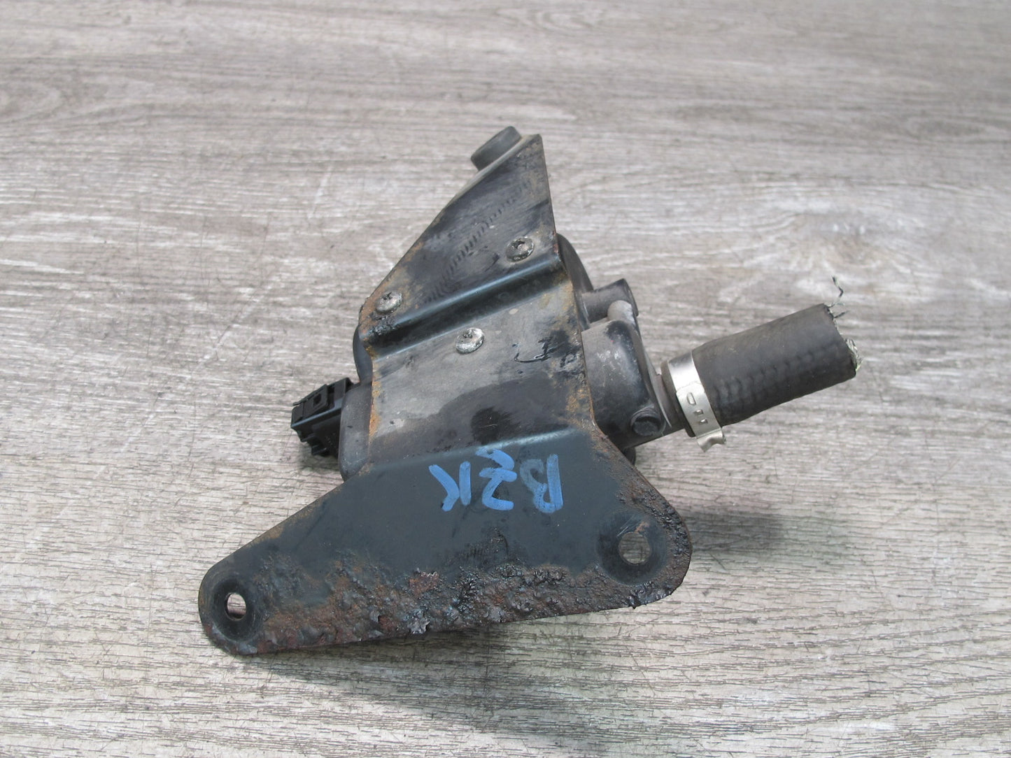 01-02 BMW E36/7 Z3 2.5L 3.0L M54 Leak Diagnosis Pump 1184849 OEM