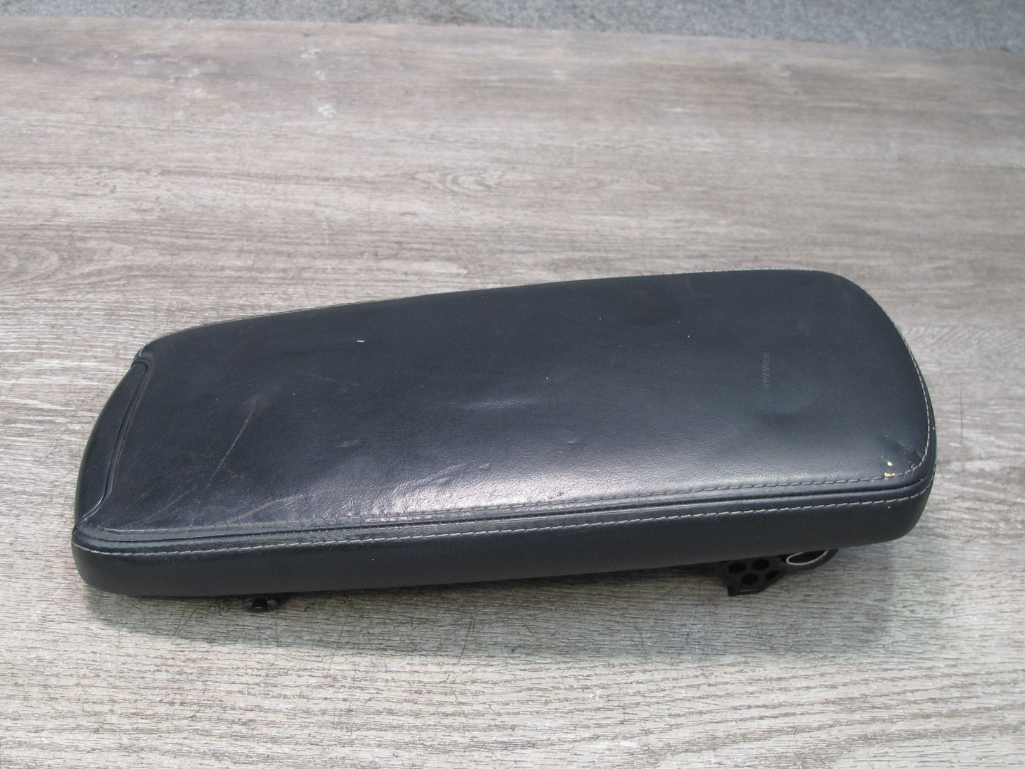 09-10 Lexus GSE20L IS350 IS250 Front Center Console Armrest Leather Black OEM