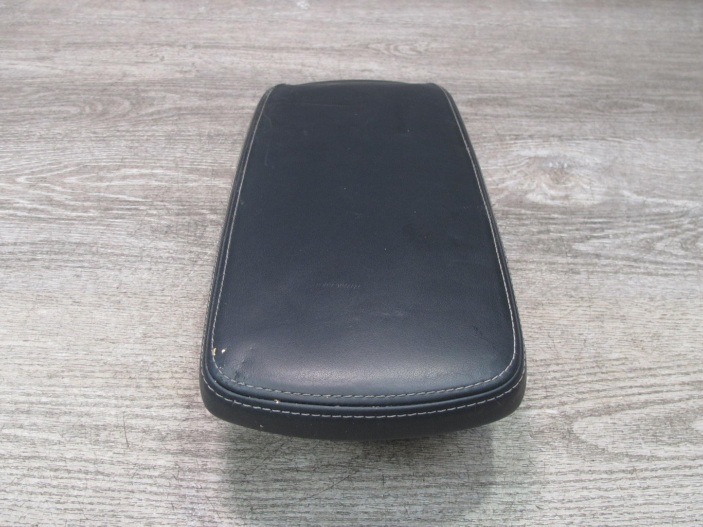 09-10 Lexus GSE20L IS350 IS250 Front Center Console Armrest Leather Black OEM