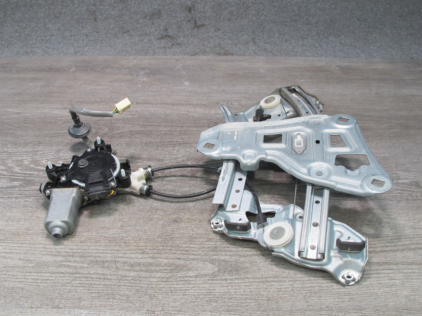 10-15 Lexus IS350 IS250 Convertible Rear Left Window Regulator w Motor OEM