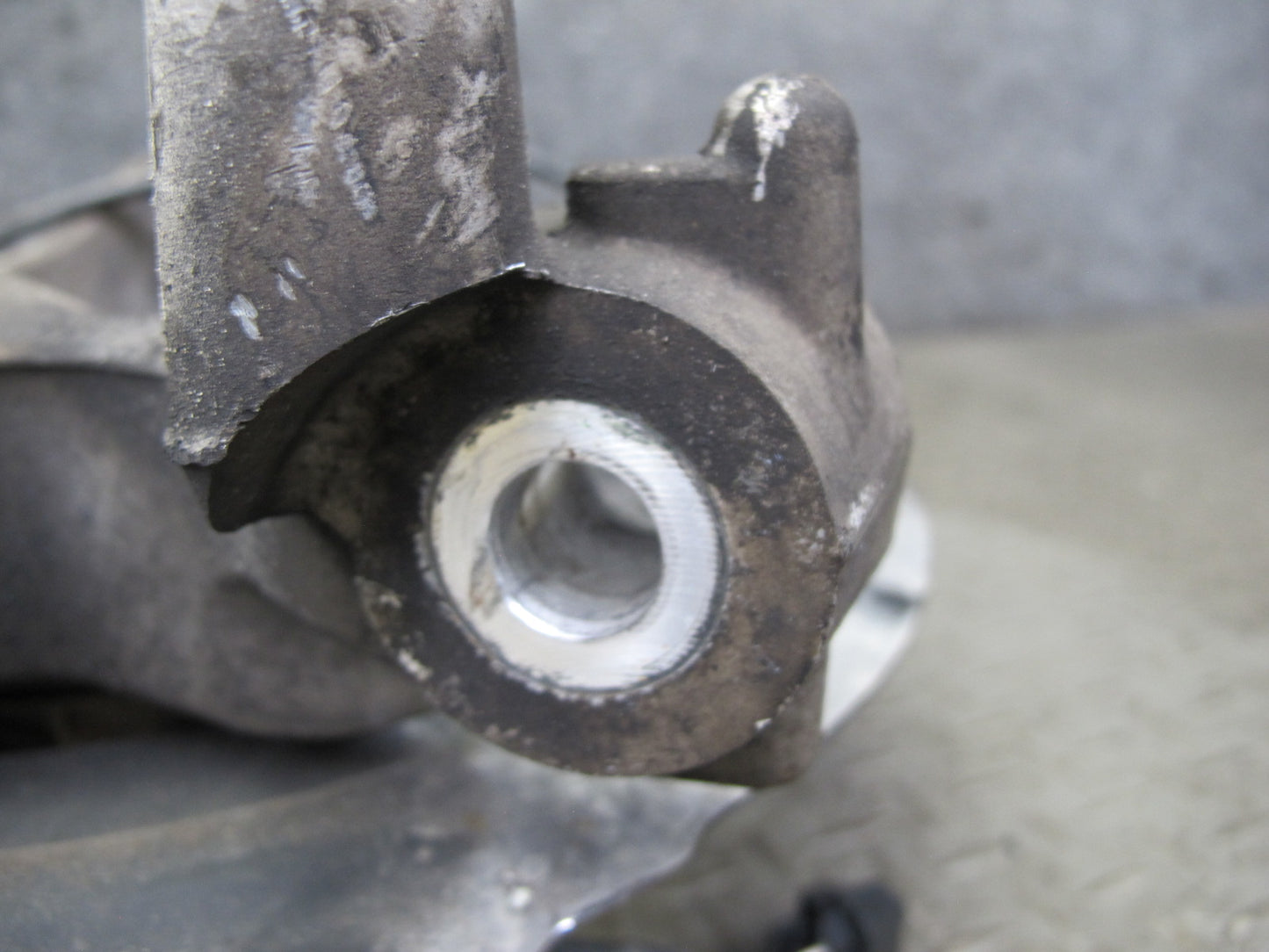 2013-2020 Infiniti JX35 QX60 AWD Front Right Spindle Knuckle Wheel Hub Bearing