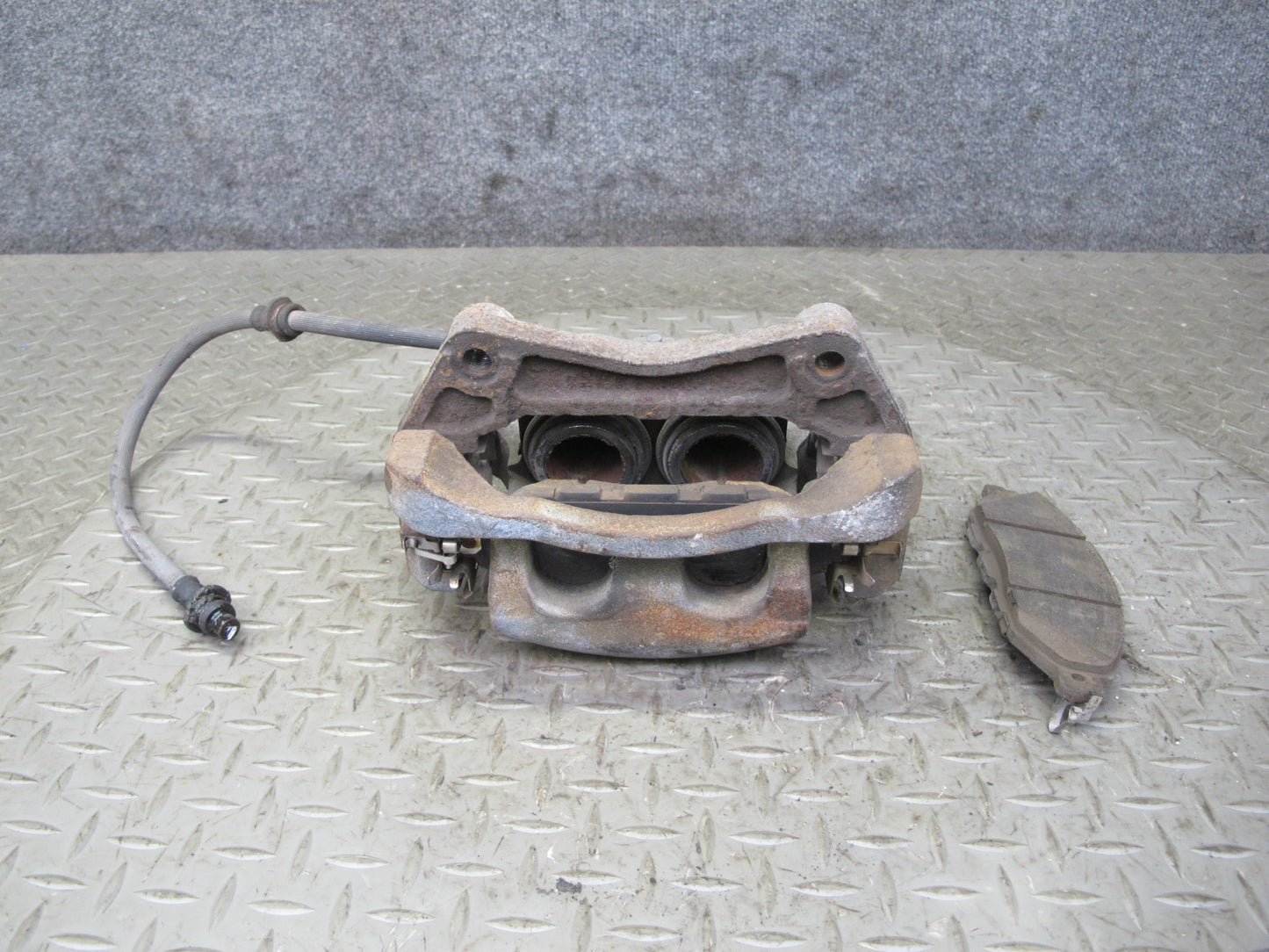 2014-2020 Infiniti QX60 AWD Front Left & Right Brake Caliper Set of 2