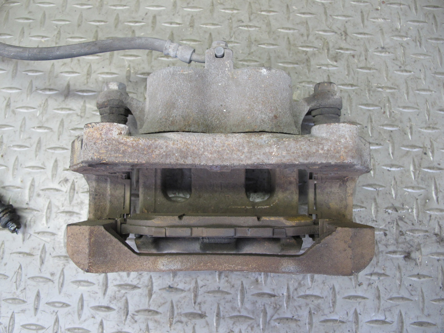 2014-2020 Infiniti QX60 AWD Front Left & Right Brake Caliper Set of 2