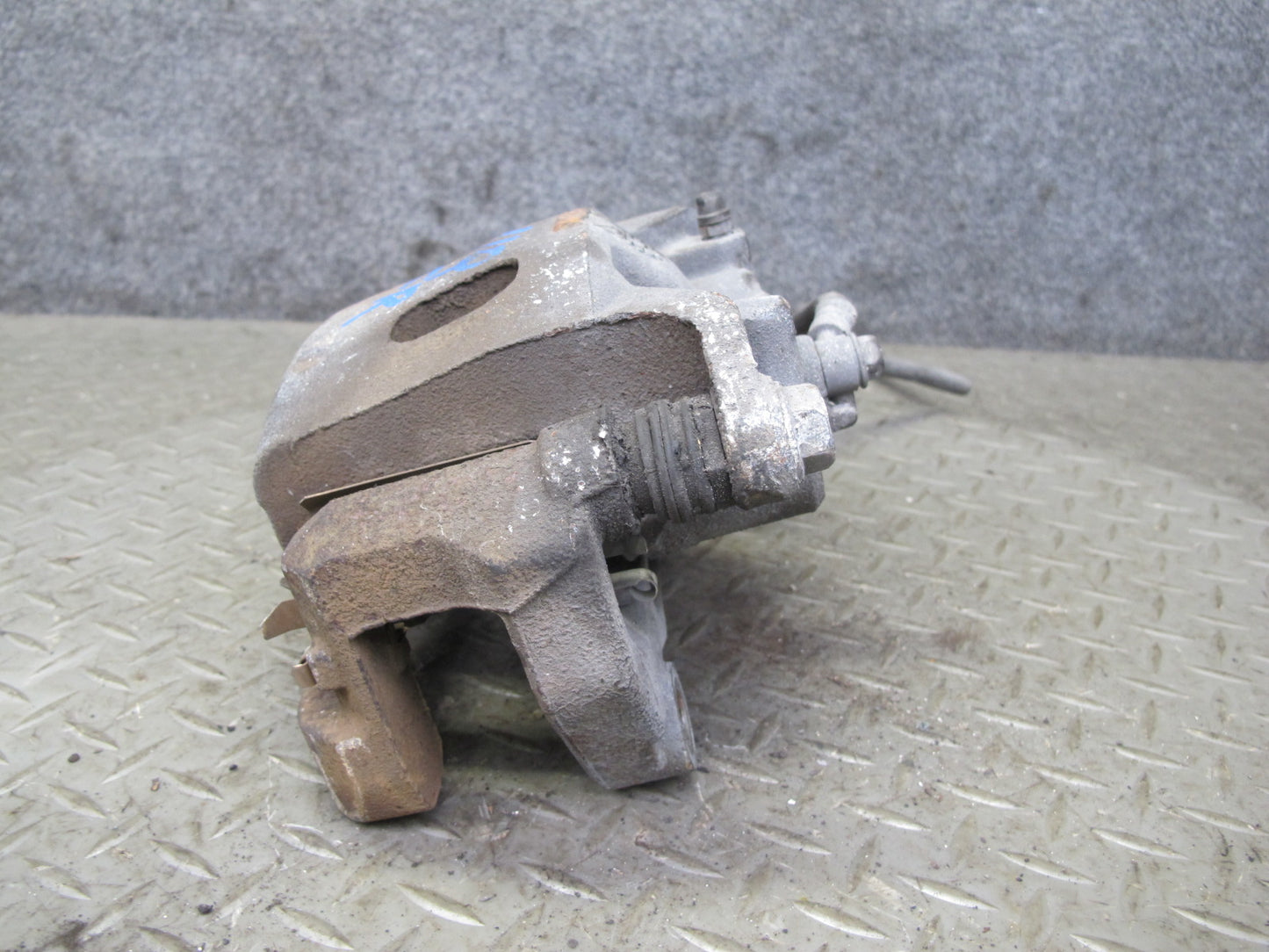 2014-2020 Infiniti QX60 AWD Front Left & Right Brake Caliper Set of 2