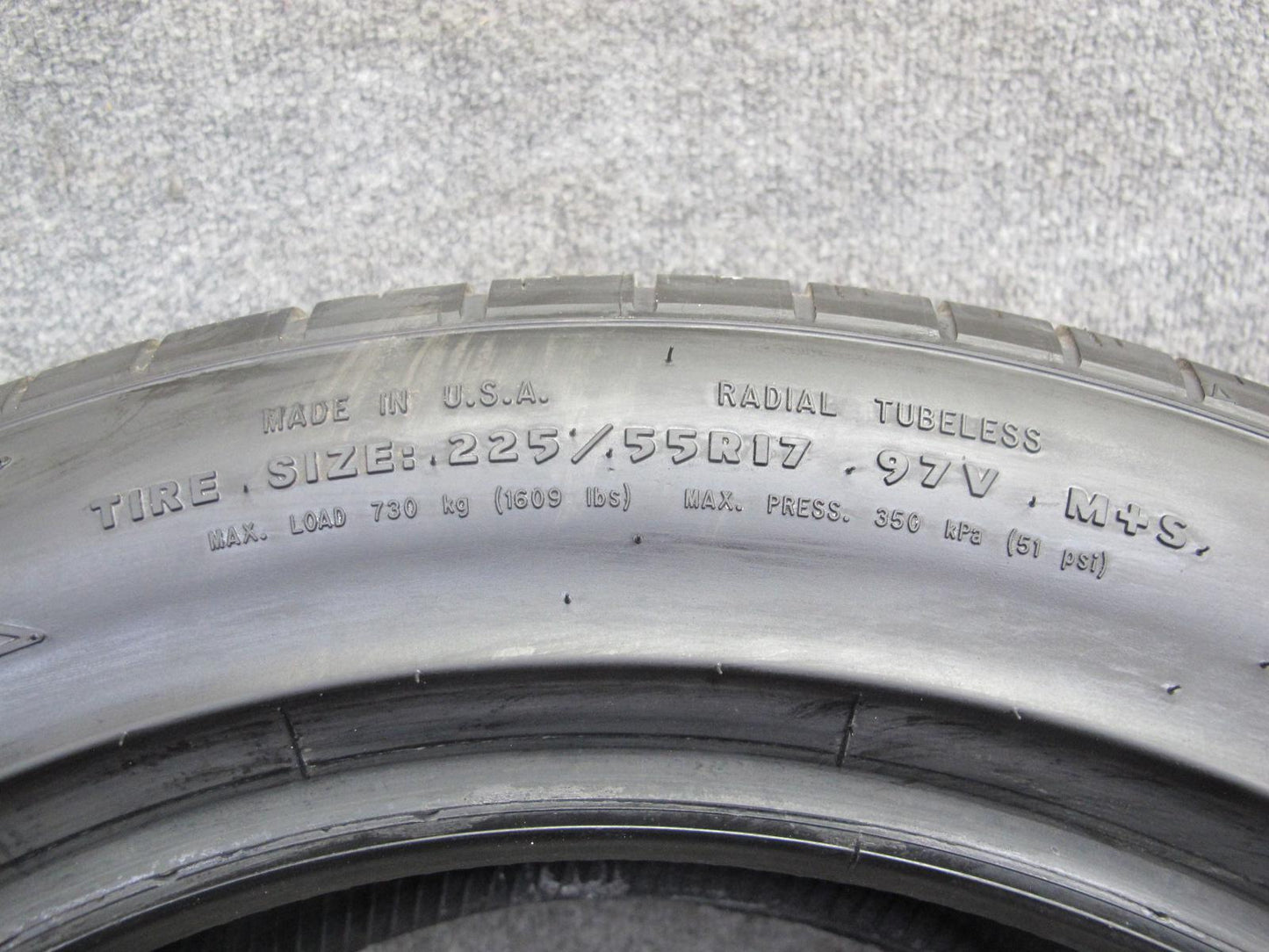 Set of 2 Dunlop Conquest Sport A/S Tire 225/55 R17 97V 4522 9/32 Tread