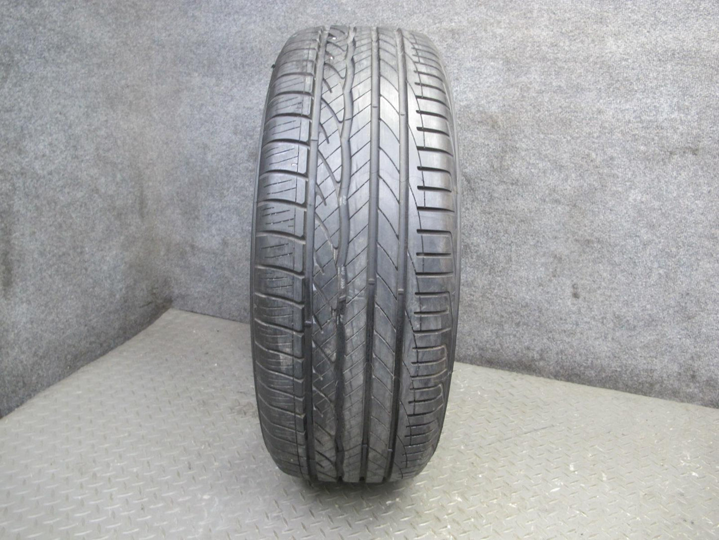 Set of 2 Dunlop Conquest Sport A/S Tire 225/55 R17 97V 4522 9/32 Tread
