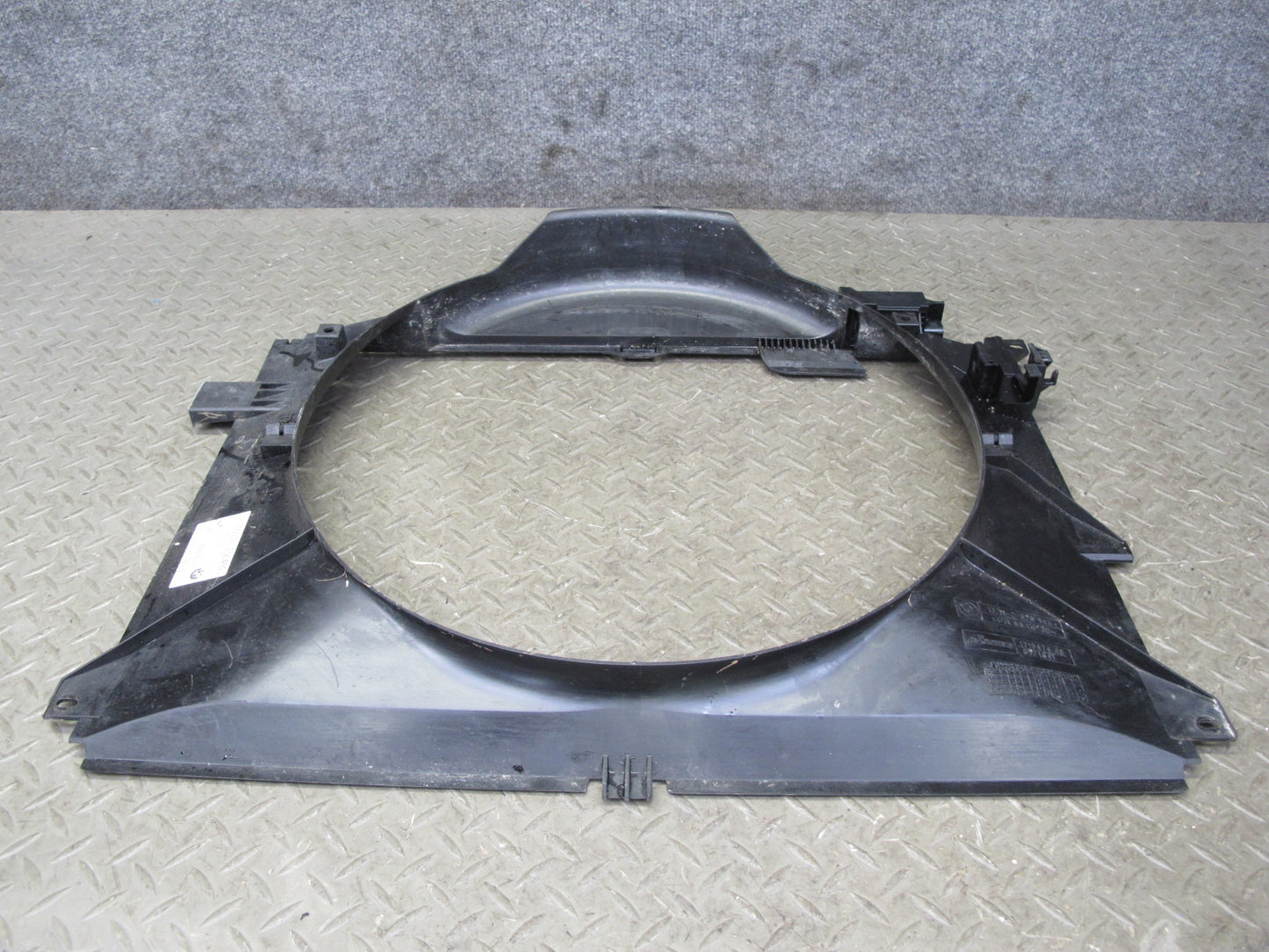 2001-2006 BMW E46 M3 S54 Engine Motor Radiator Fan Shroud Cover Panel