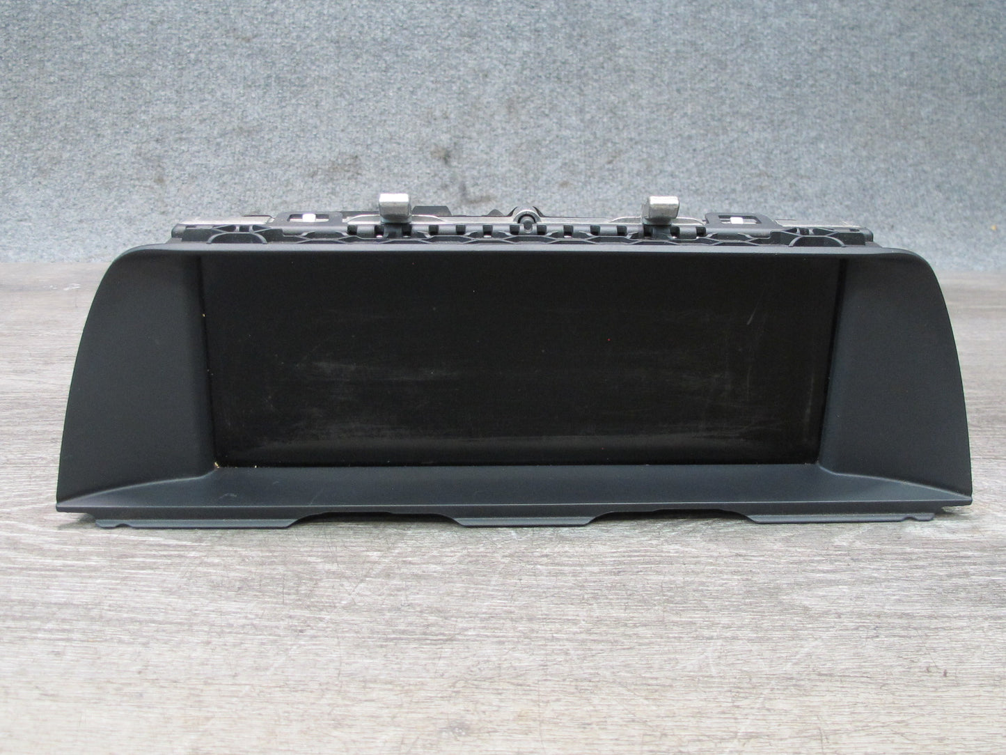 11-16 BMW F10 5-SERIES 550i 10" Dash Navigation Information Screen Display OEM