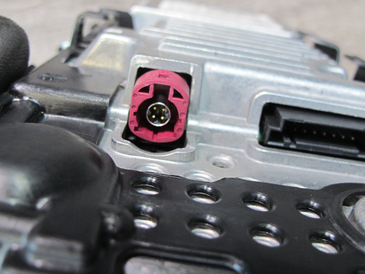 11-16 BMW F10 5-SERIES 550i 10" Dash Navigation Information Screen Display OEM