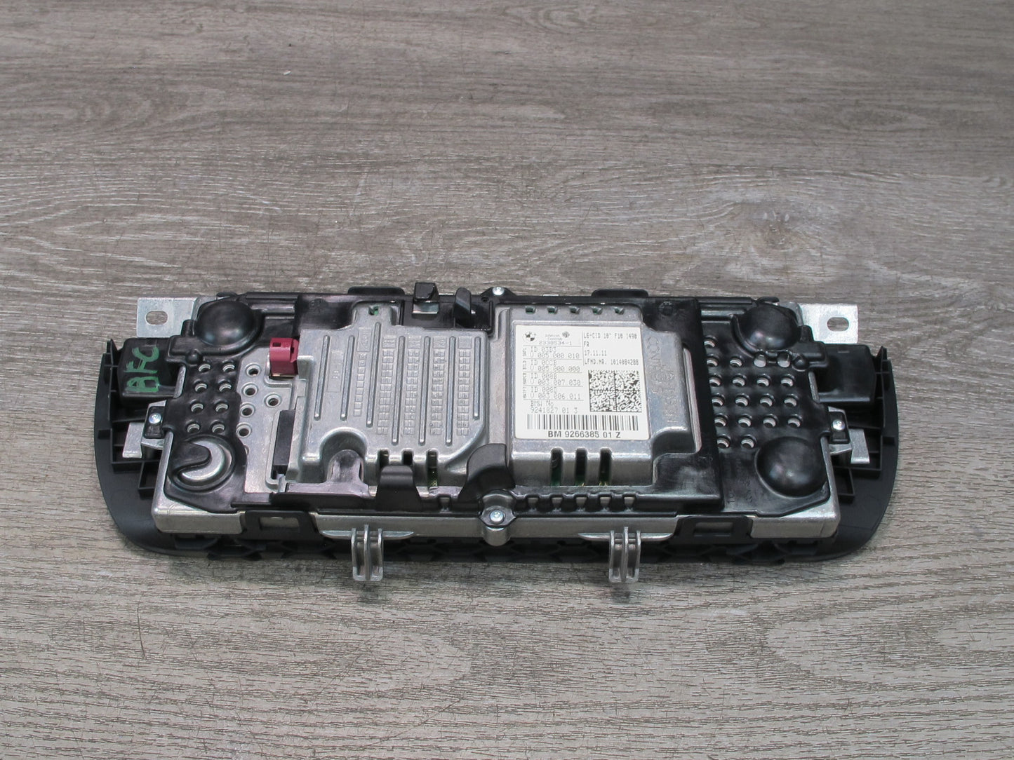 11-16 BMW F10 5-SERIES 550i 10" Dash Navigation Information Screen Display OEM