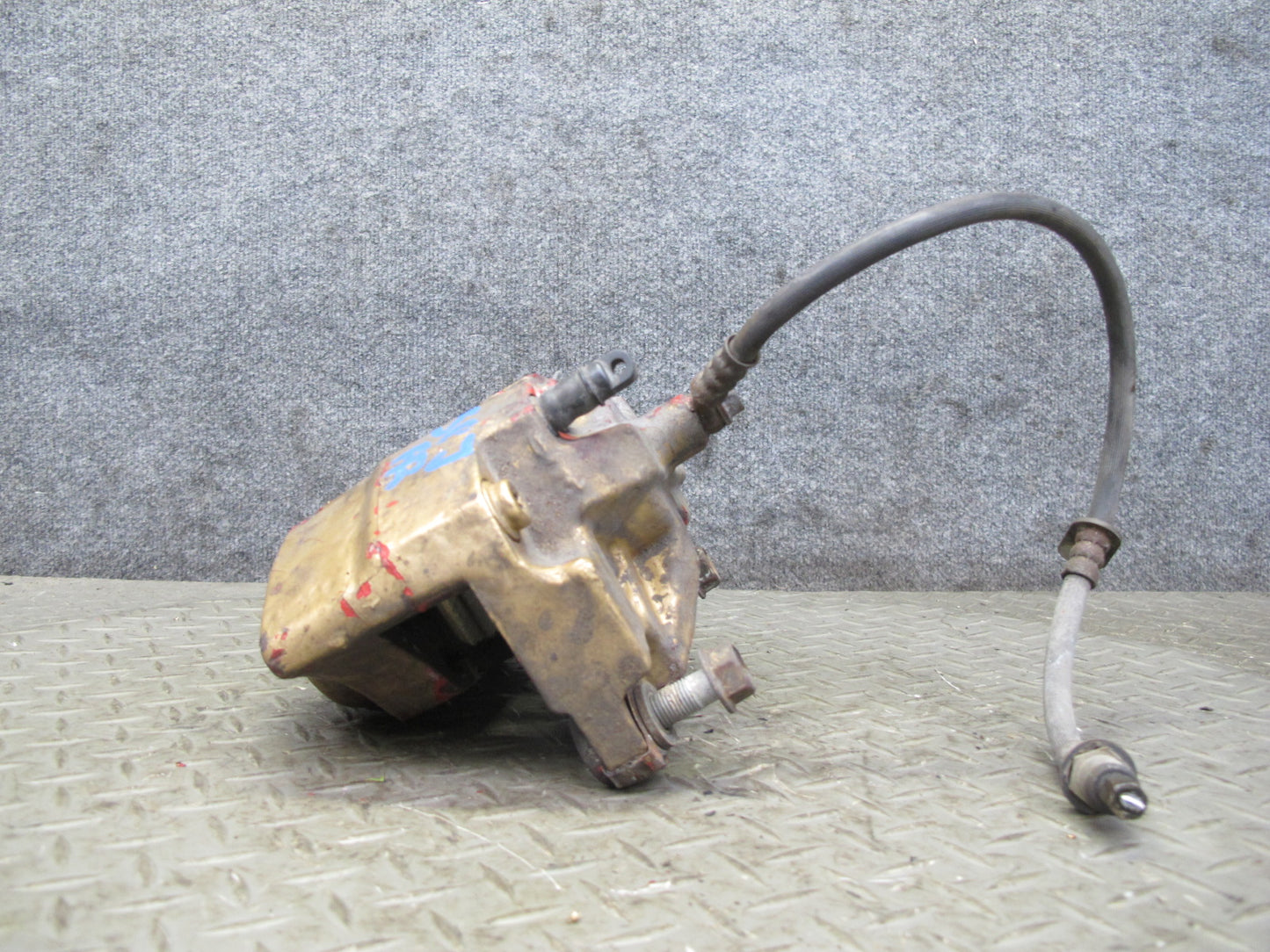 95-00 Lexus UCF20L LS400 Set of 2 Front Left Right Brake Caliper Sumitomo OEM