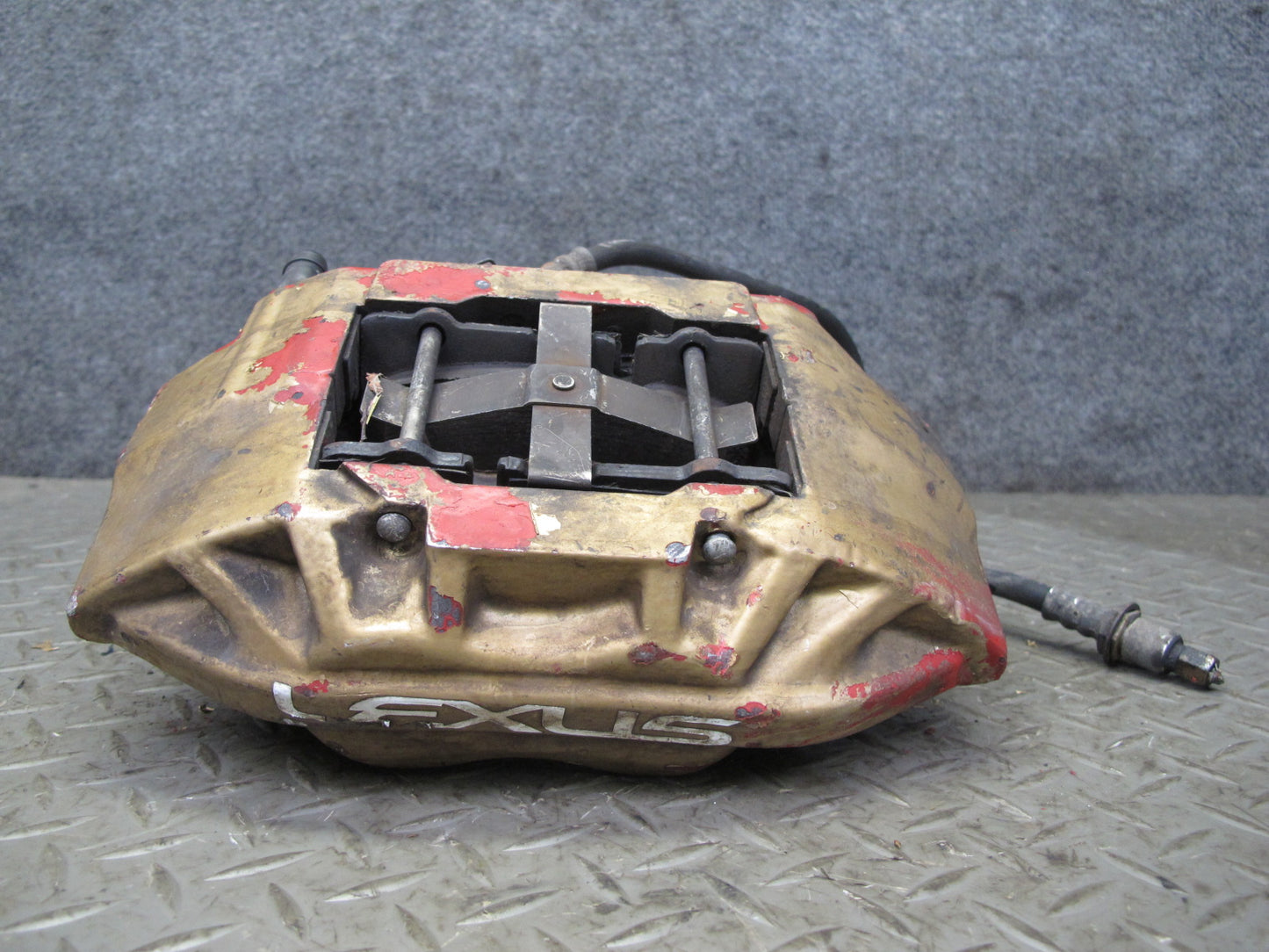 95-00 Lexus UCF20L LS400 Set of 2 Front Left Right Brake Caliper Sumitomo OEM