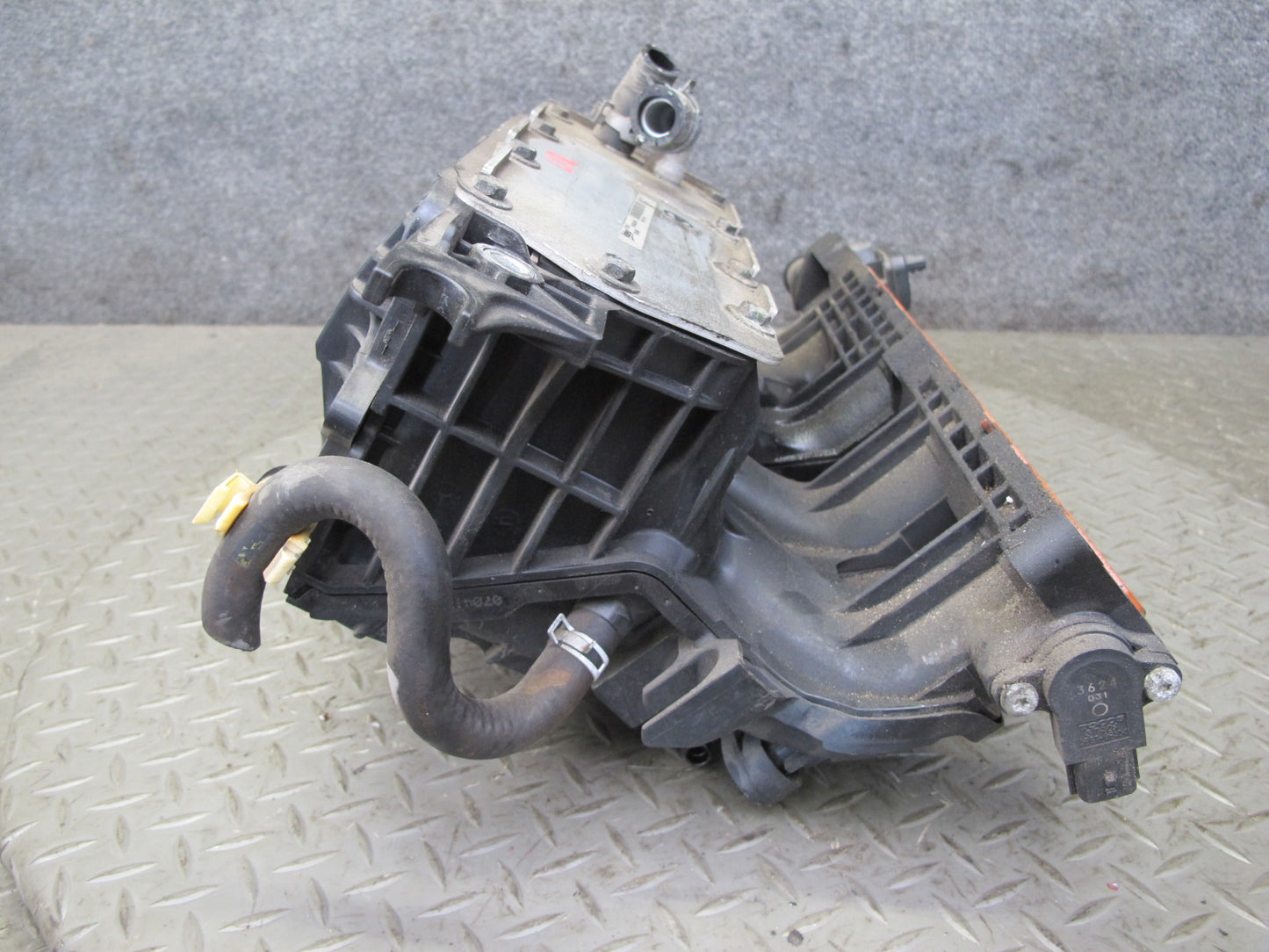 2014-2017 Infiniti QX60 2.5L Hybrid Intake Manifold Intercooler Throttle Body