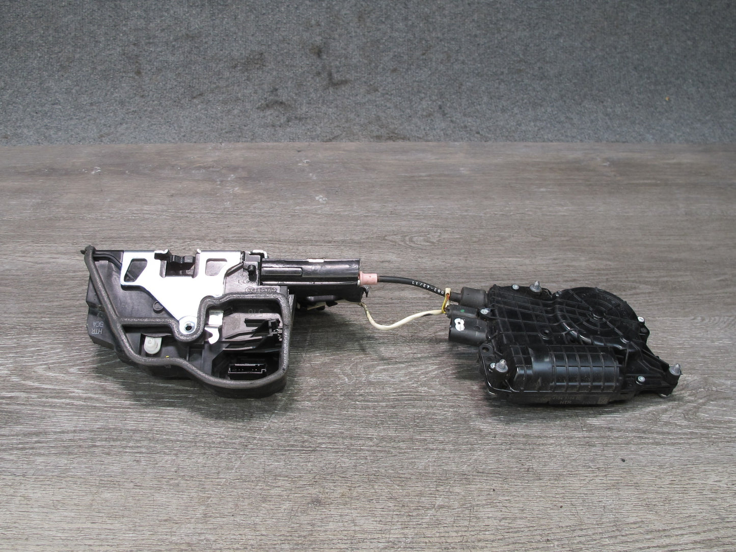 11-16 BMW F10 5-SERIES 550i Rear Right Door Lock Latch Actuator w Soft Close OEM