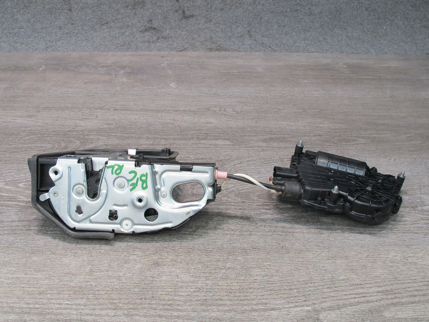 11-16 BMW F10 5-SERIES 550i Rear Left Door Lock Latch Actuator w Soft Close OEM