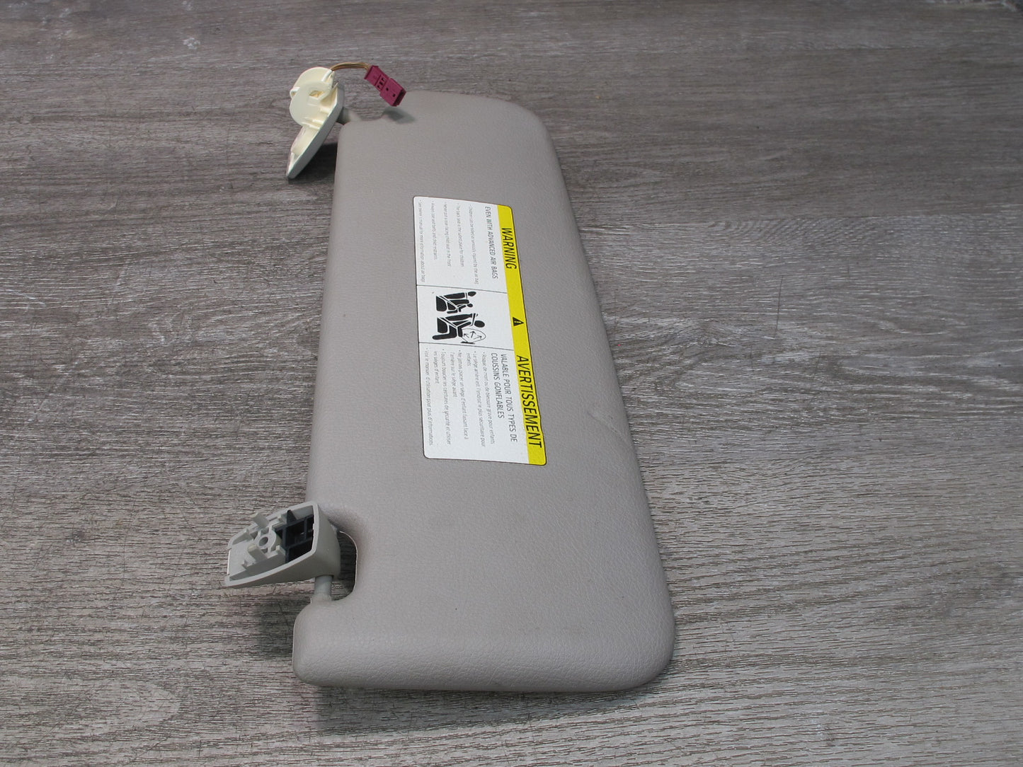 11-16 BMW F10 5-SERIES 550i Set of 2 Front Left & Right Sun Visor Beige OEM