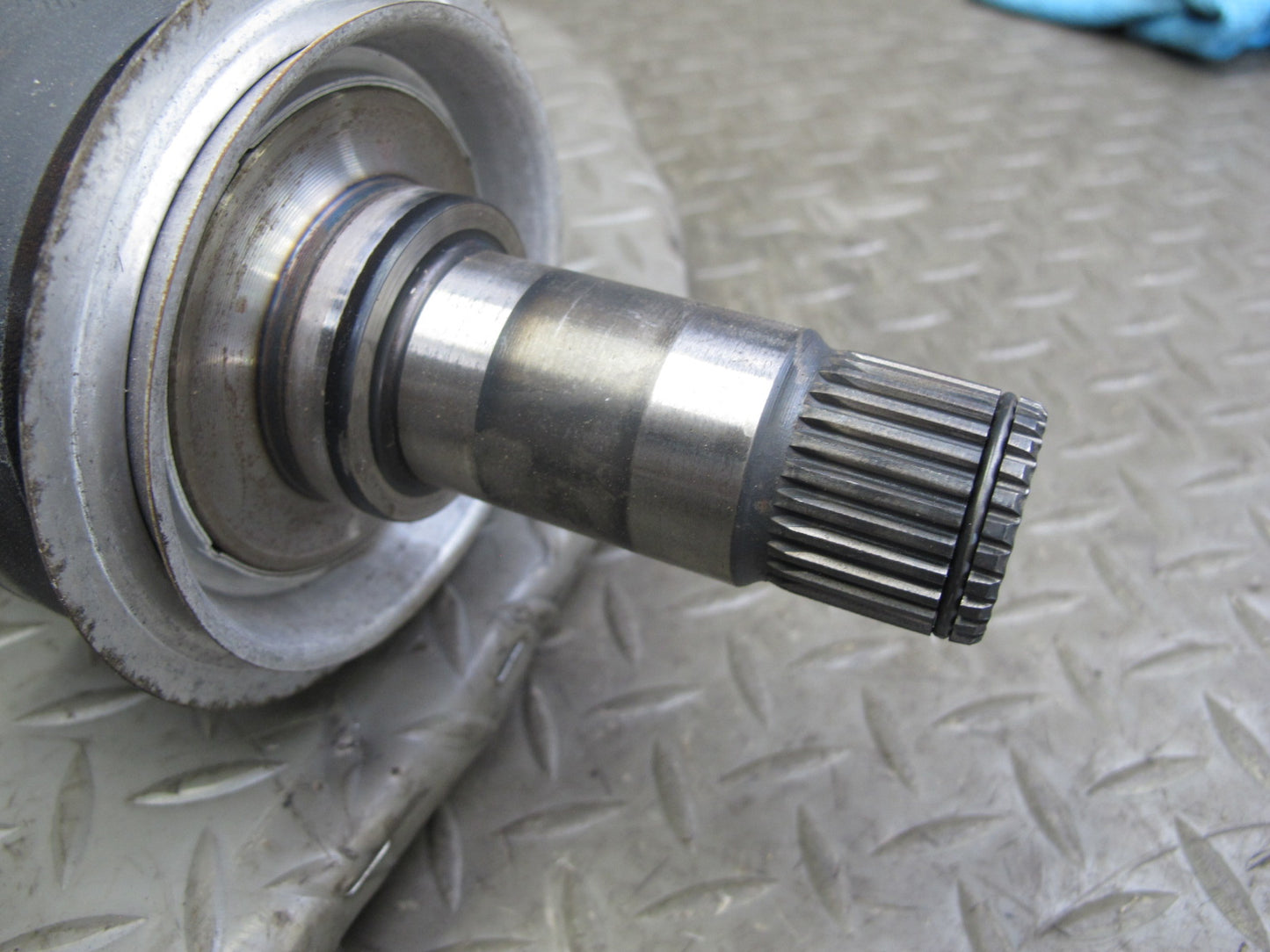 05-11 Mercedes R171 Slk-class Rear Left or Right Suspension Axle Shaft OEM