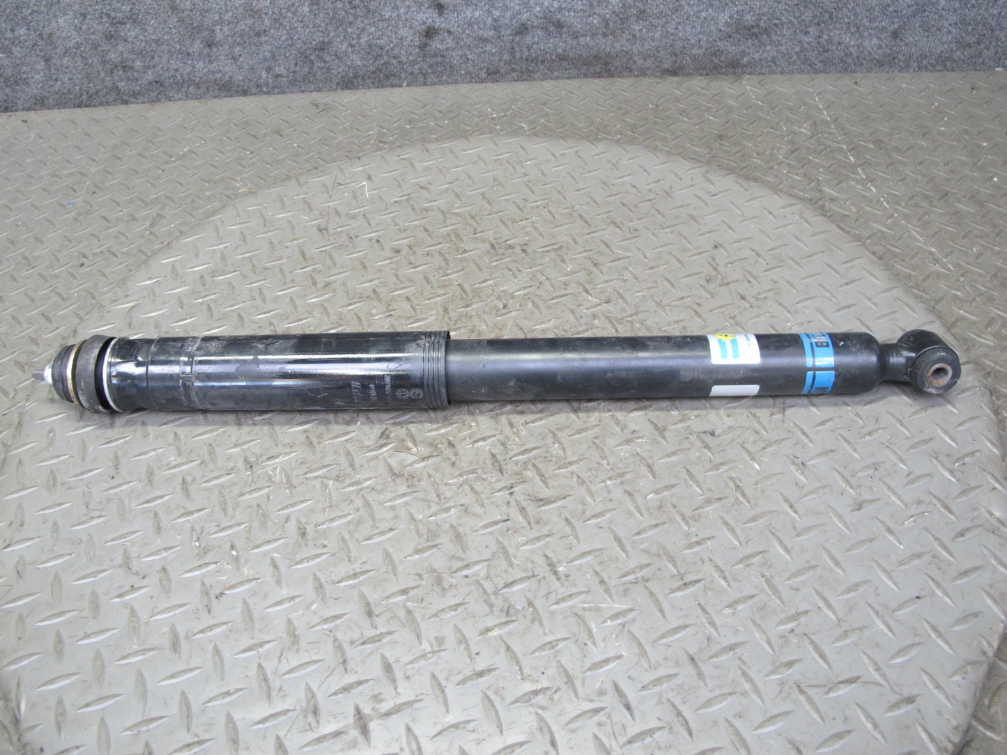 05-08 Mercedes R171 Slk-class Set of 2 Bilstein Rear Strut Shock Absorber