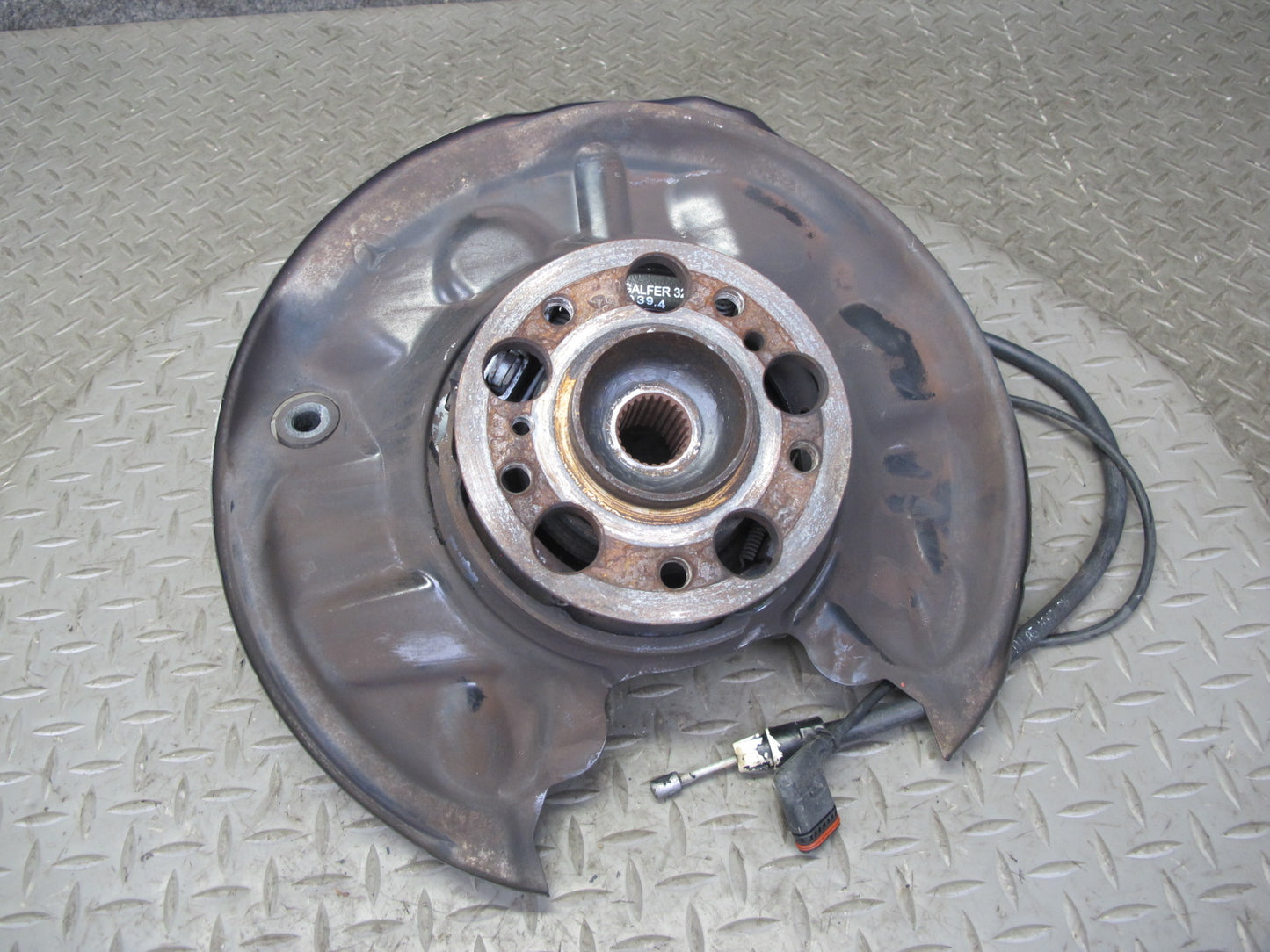 05-11 Mercedes R171 Slk-class Rear Left Spindle Knuckle Wheel Hub Bearing OEM