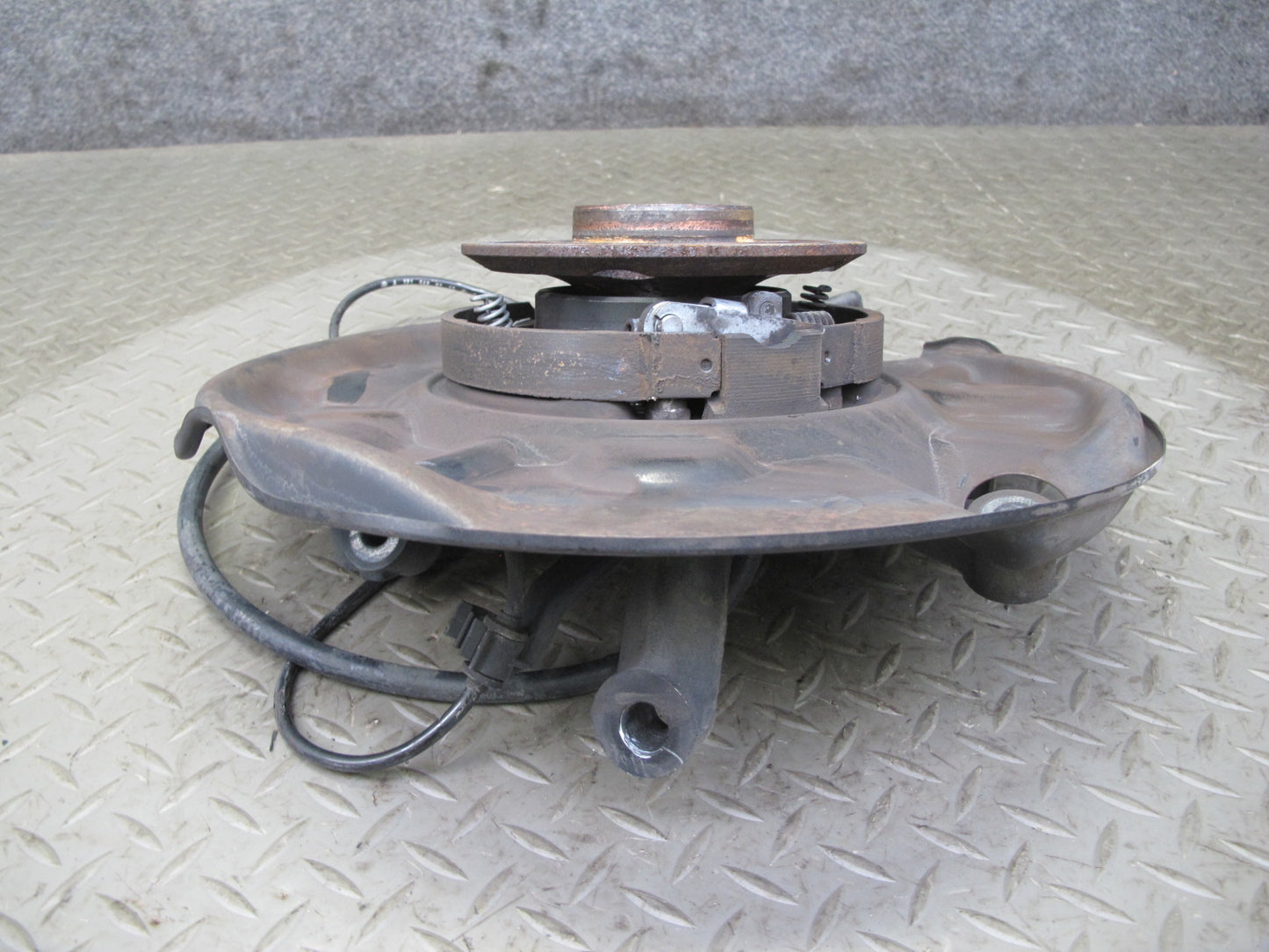 05-11 Mercedes R171 Slk-class Rear Left Spindle Knuckle Wheel Hub Bearing OEM