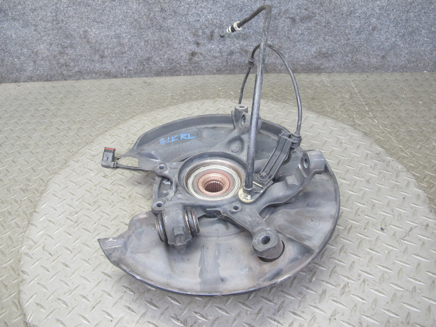 05-11 Mercedes R171 Slk-class Rear Left Spindle Knuckle Wheel Hub Bearing OEM