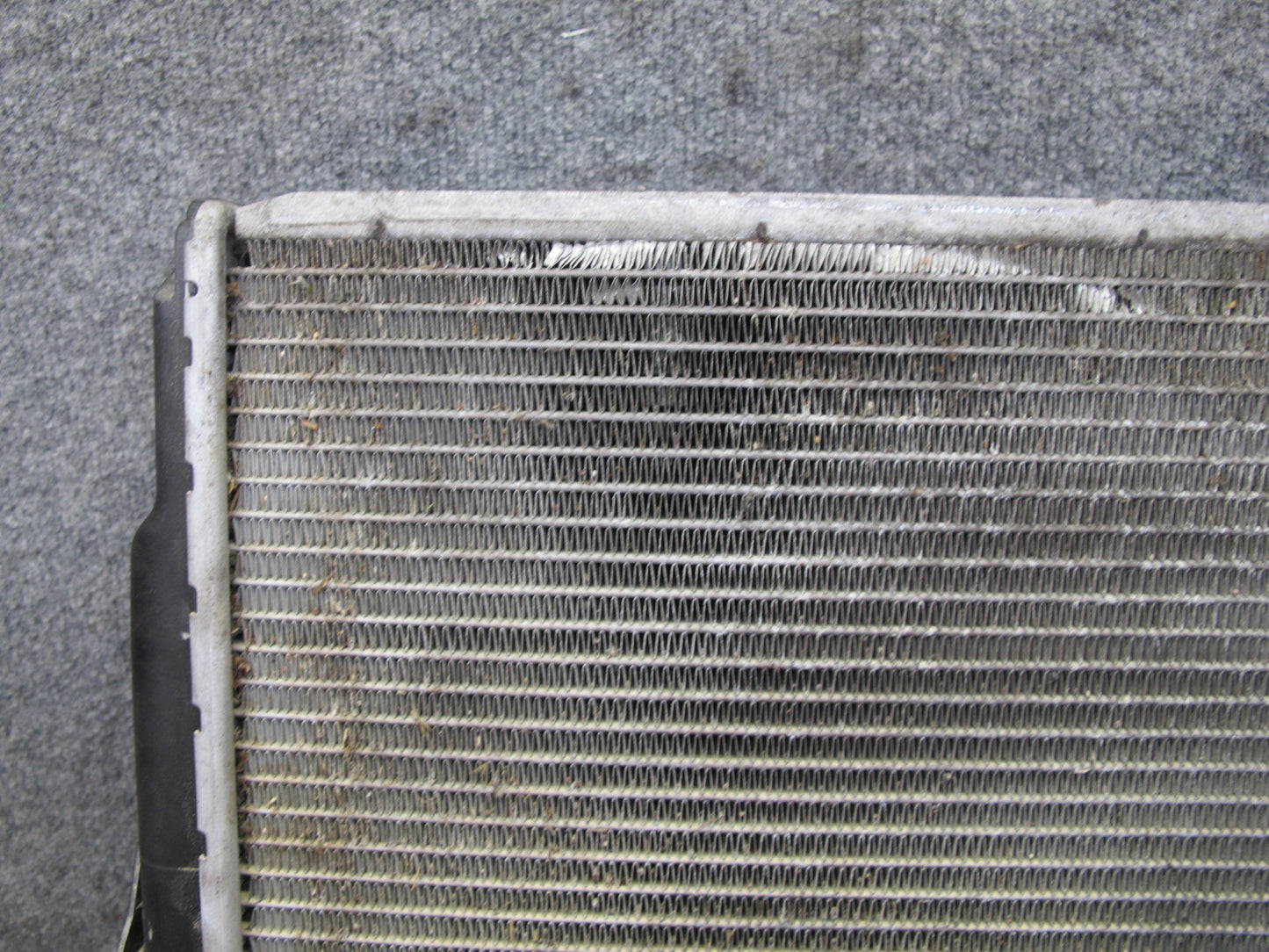 2001-2006 BMW E46 M3 S54 Engine Motor Cooling Radiator