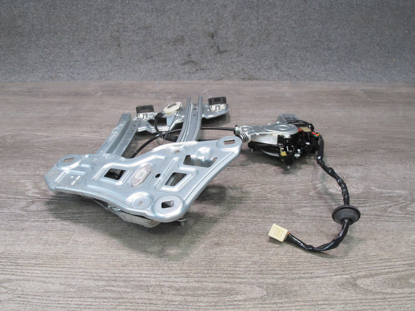 10-15 Lexus IS350 IS250 Convertible Rear Right Window Regulator w Motor OEM