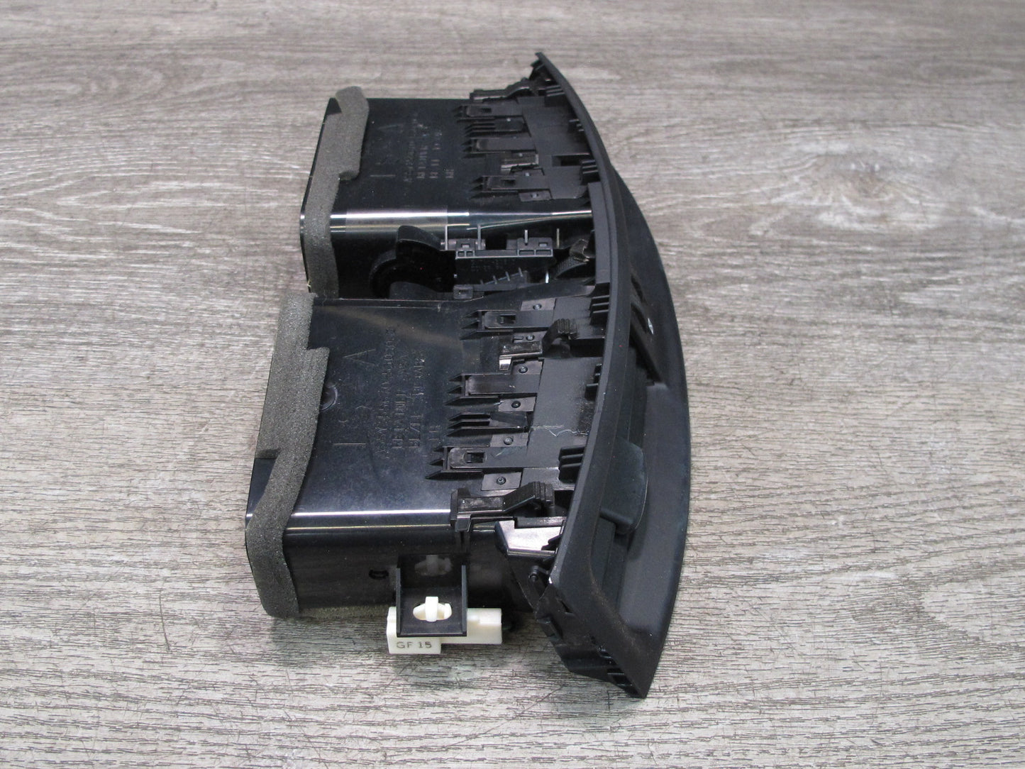 09-10 Lexus GSE20L IS350 IS250 Dash Center Air Vent Grille Black 55670-53020 OEM