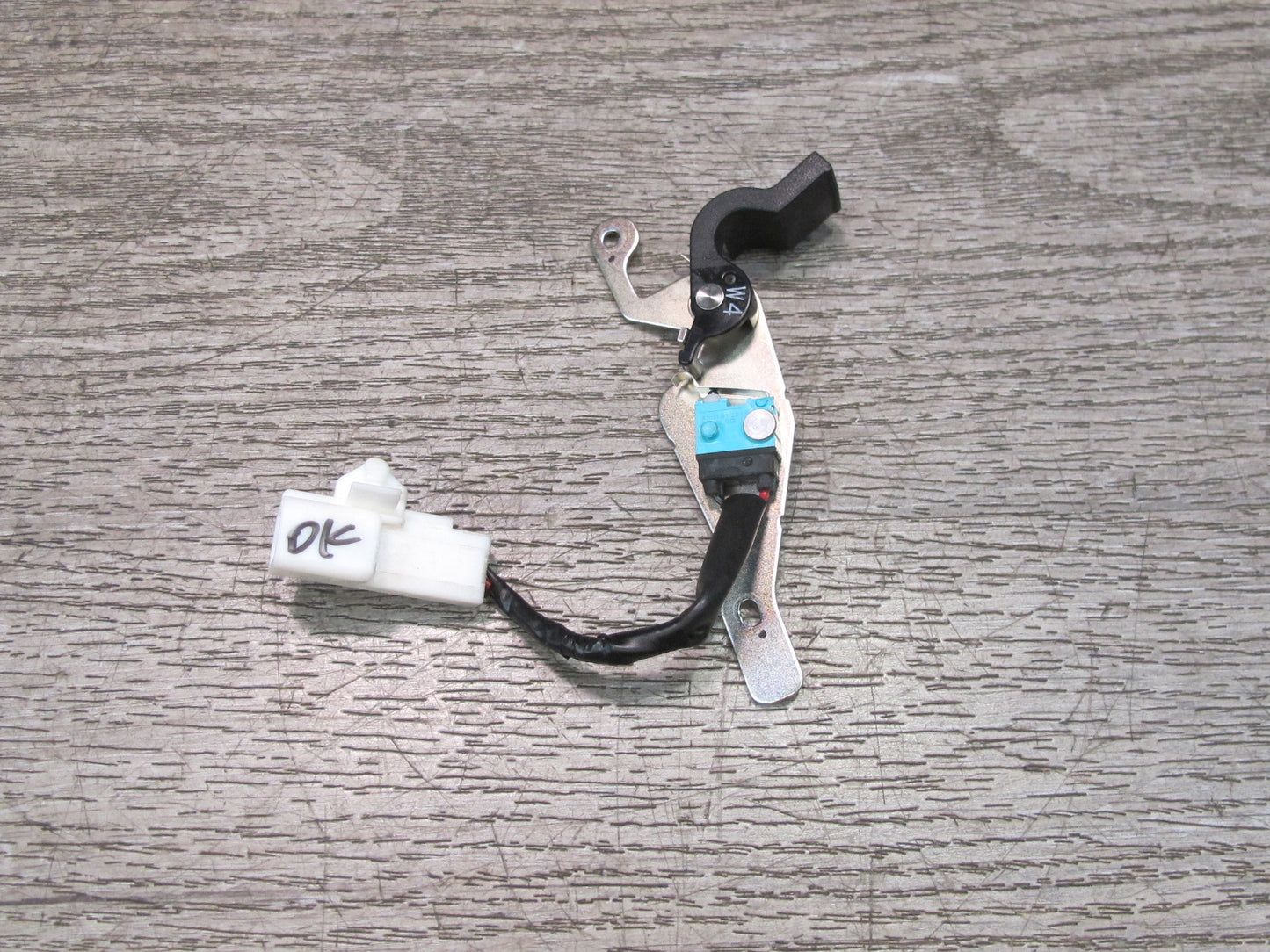 10-15 Lexus GSE20L IS350 IS250 Convertible Electric TOP Roof Switch Set OEM