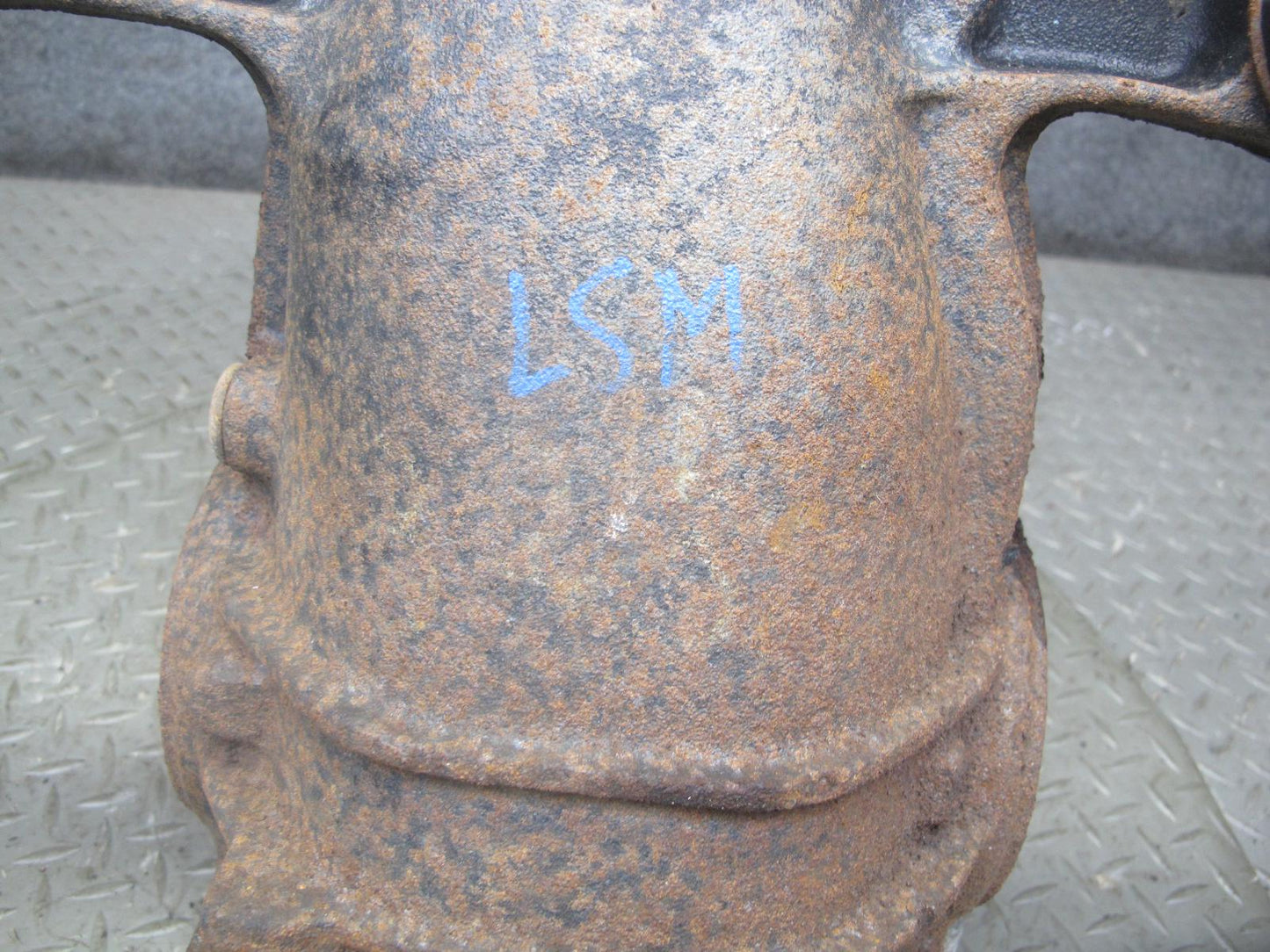 04-06 Lexus UCF30L LS430 RWD Rear Differential Carrier 3.769 Ratio 116K OEM