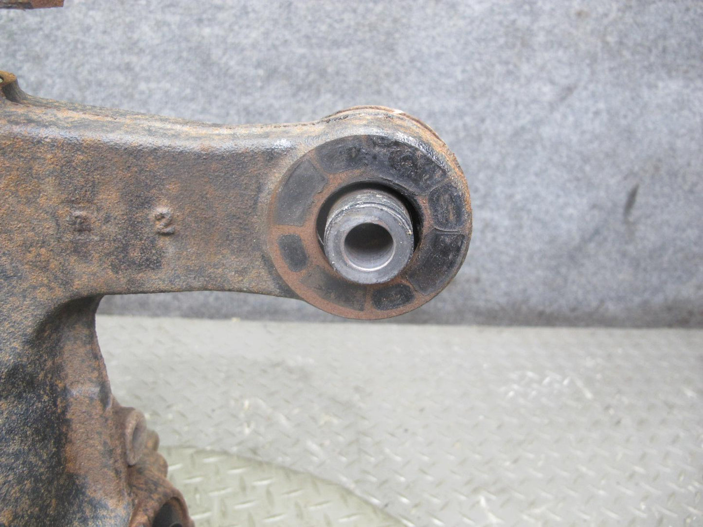 04-06 Lexus UCF30L LS430 RWD Rear Differential Carrier 3.769 Ratio 116K OEM
